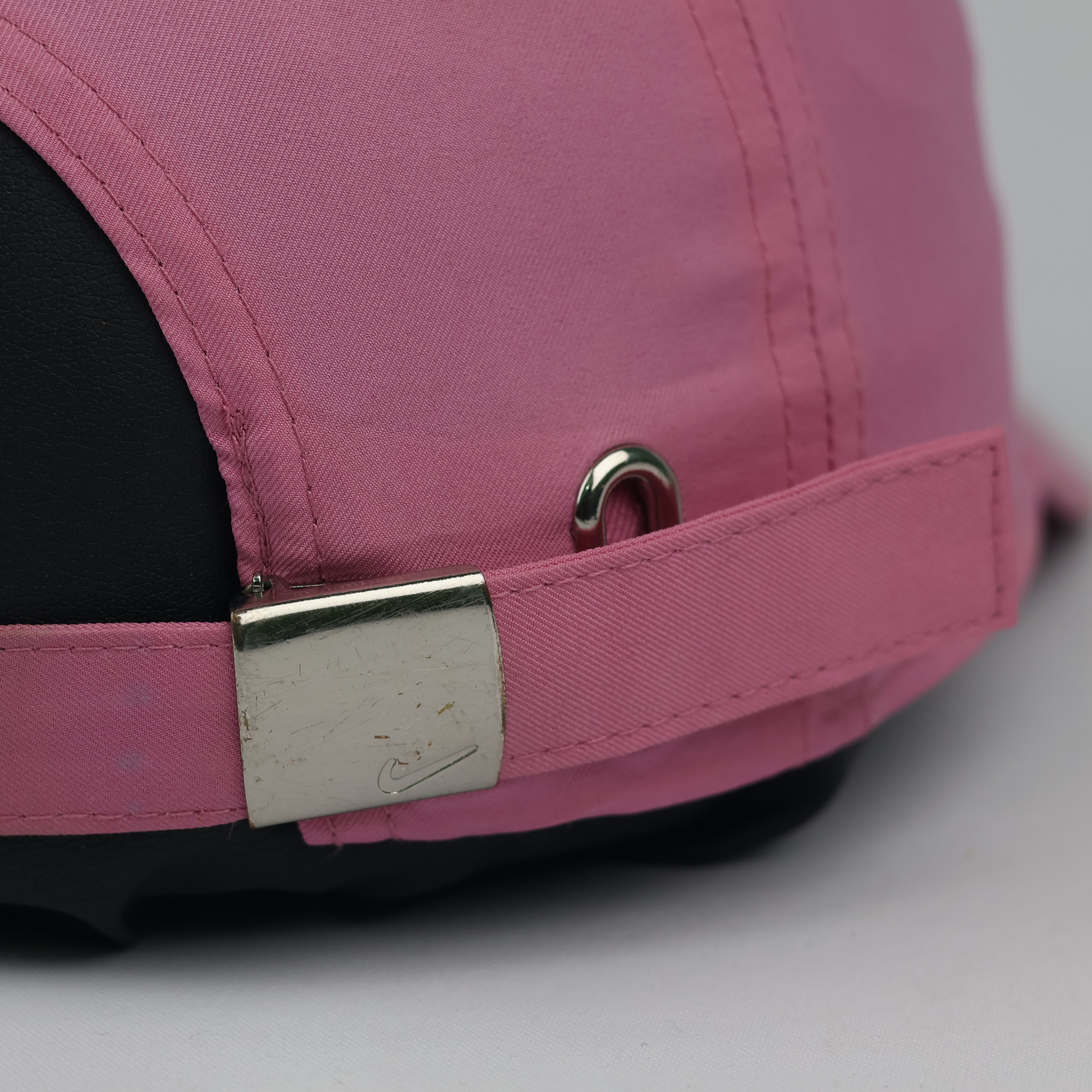 Vintage Nike Heritage86 Pink Strapback Baseball Cap