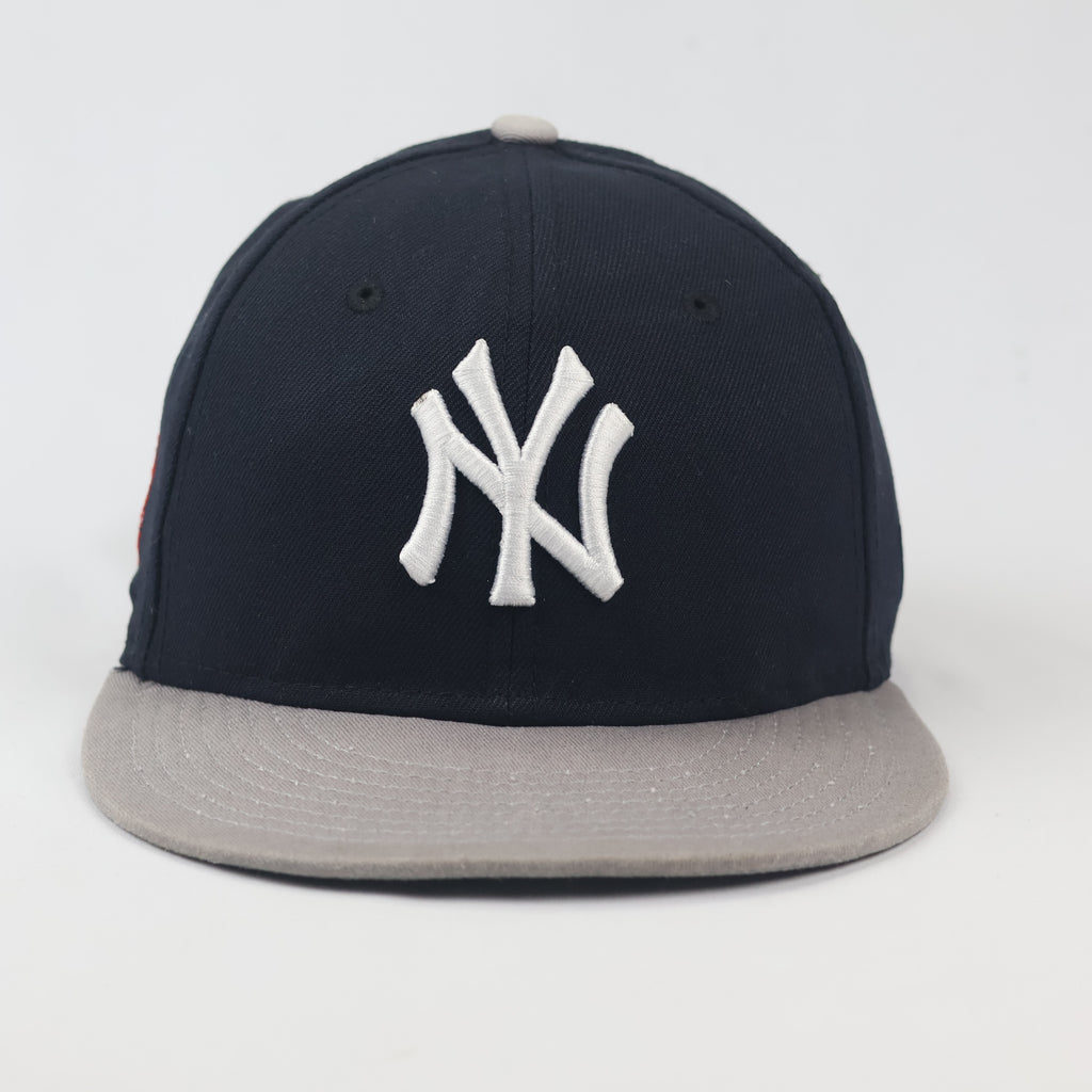 Thrifted New York Yankees MLB Two-Tone Thrifted Hat | Classic Navy Edition