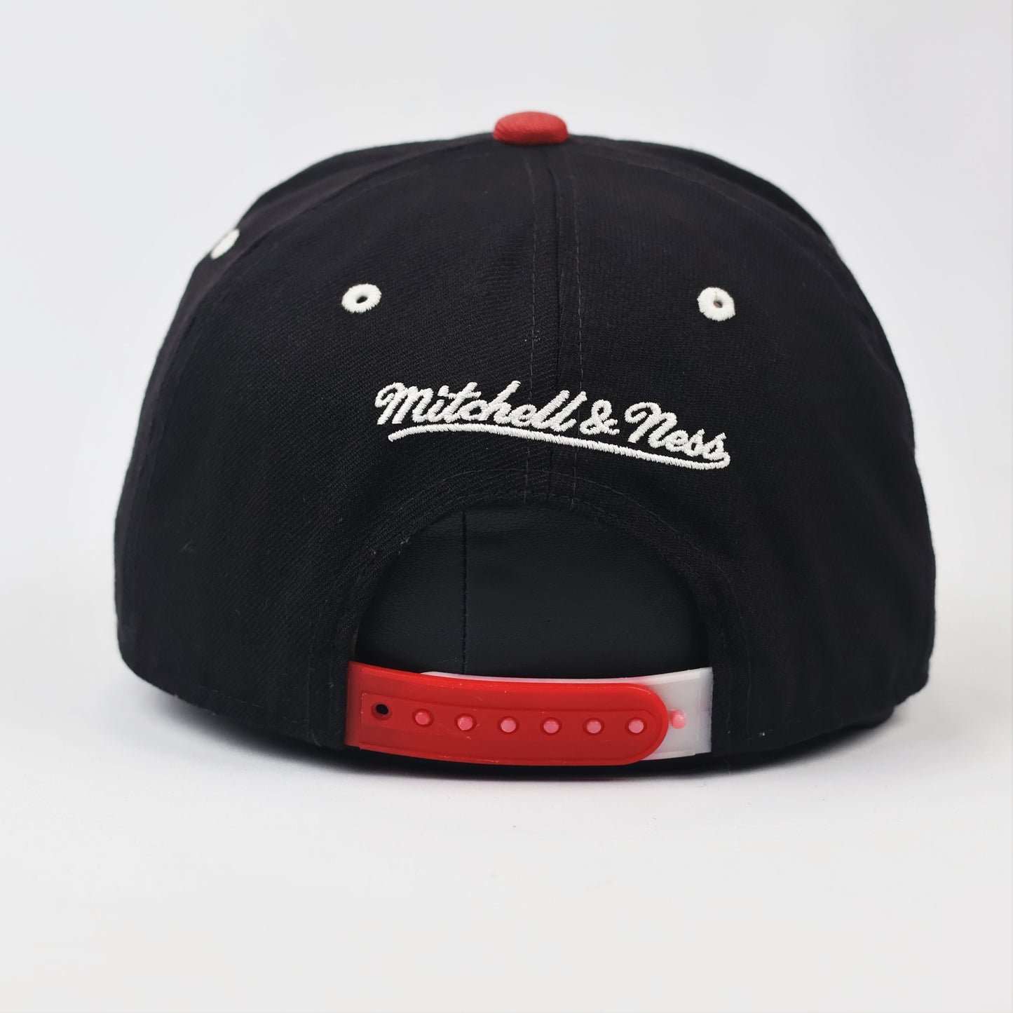 Vintage Chicago Bulls NBA Hardwood Classics Thrifted Snapback