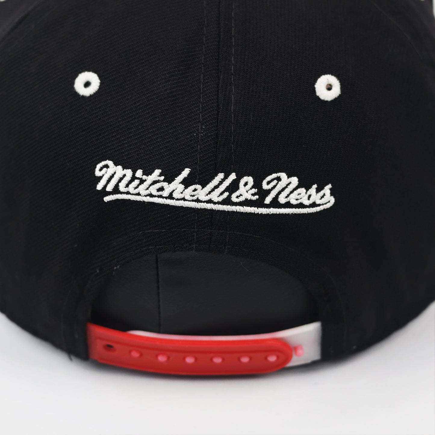 Vintage Chicago Bulls NBA Hardwood Classics Thrifted Snapback