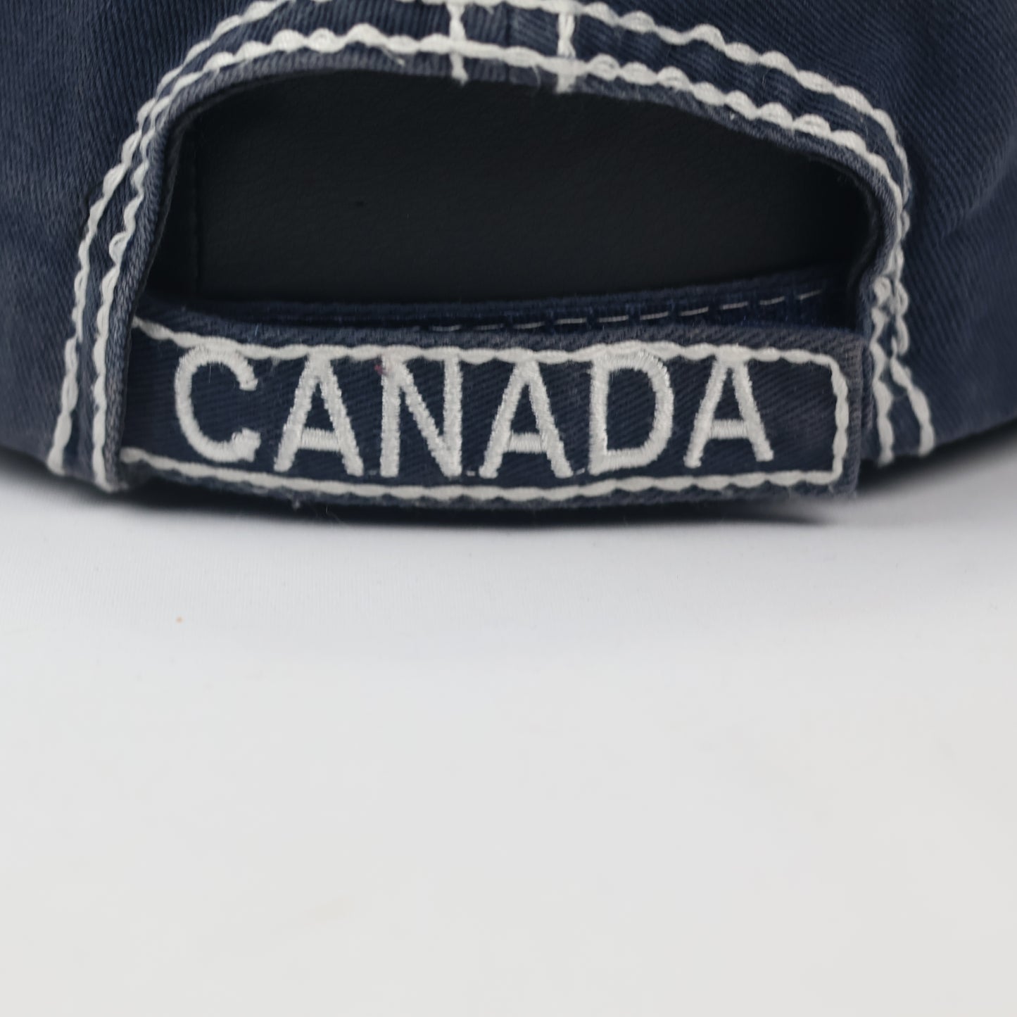Vintage Montreal Canada Souvenir Thrifted Cap – Navy Blue Streetwear