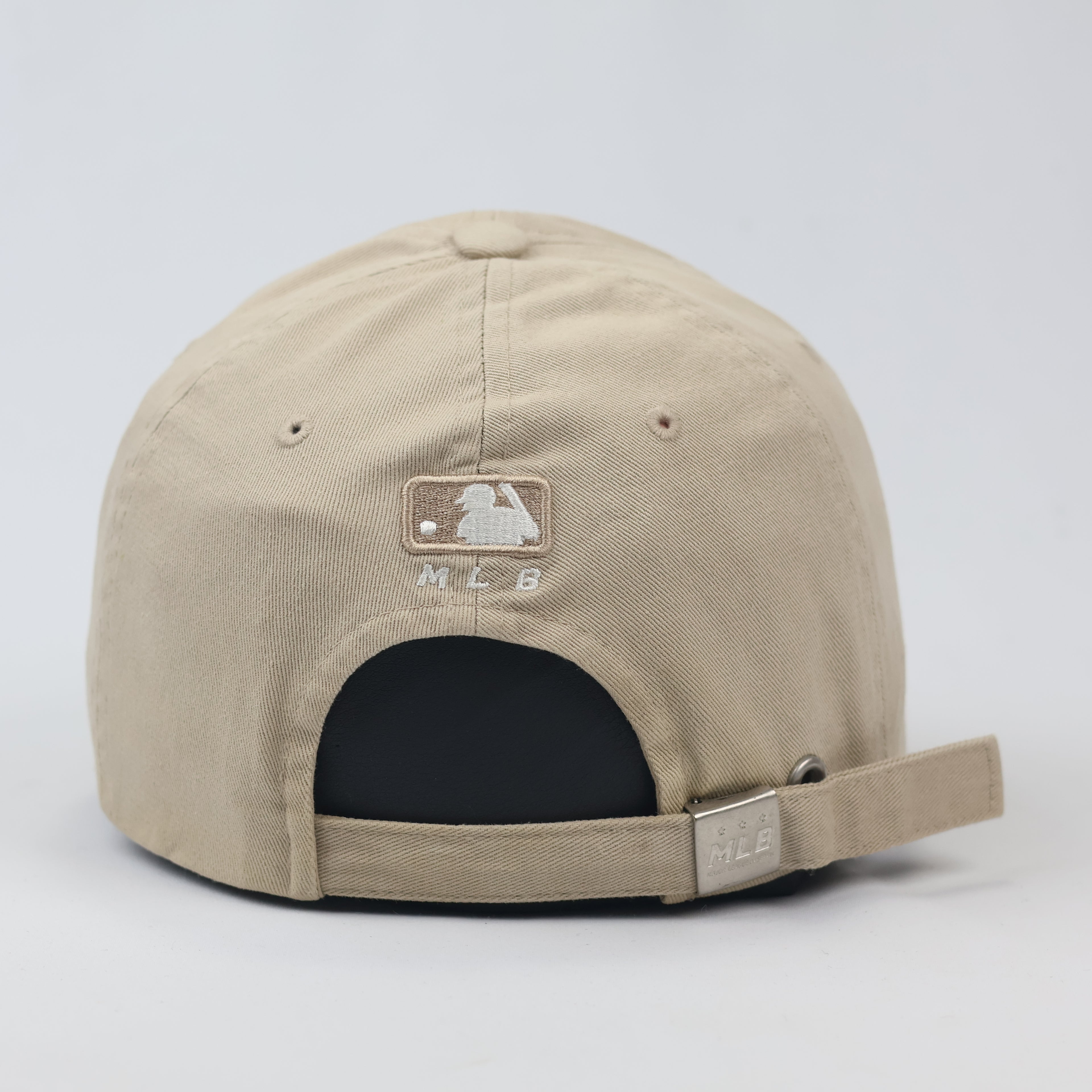 Authentic MLB New York Yankees Adjustable Thrifted Dad Hat – Khaki