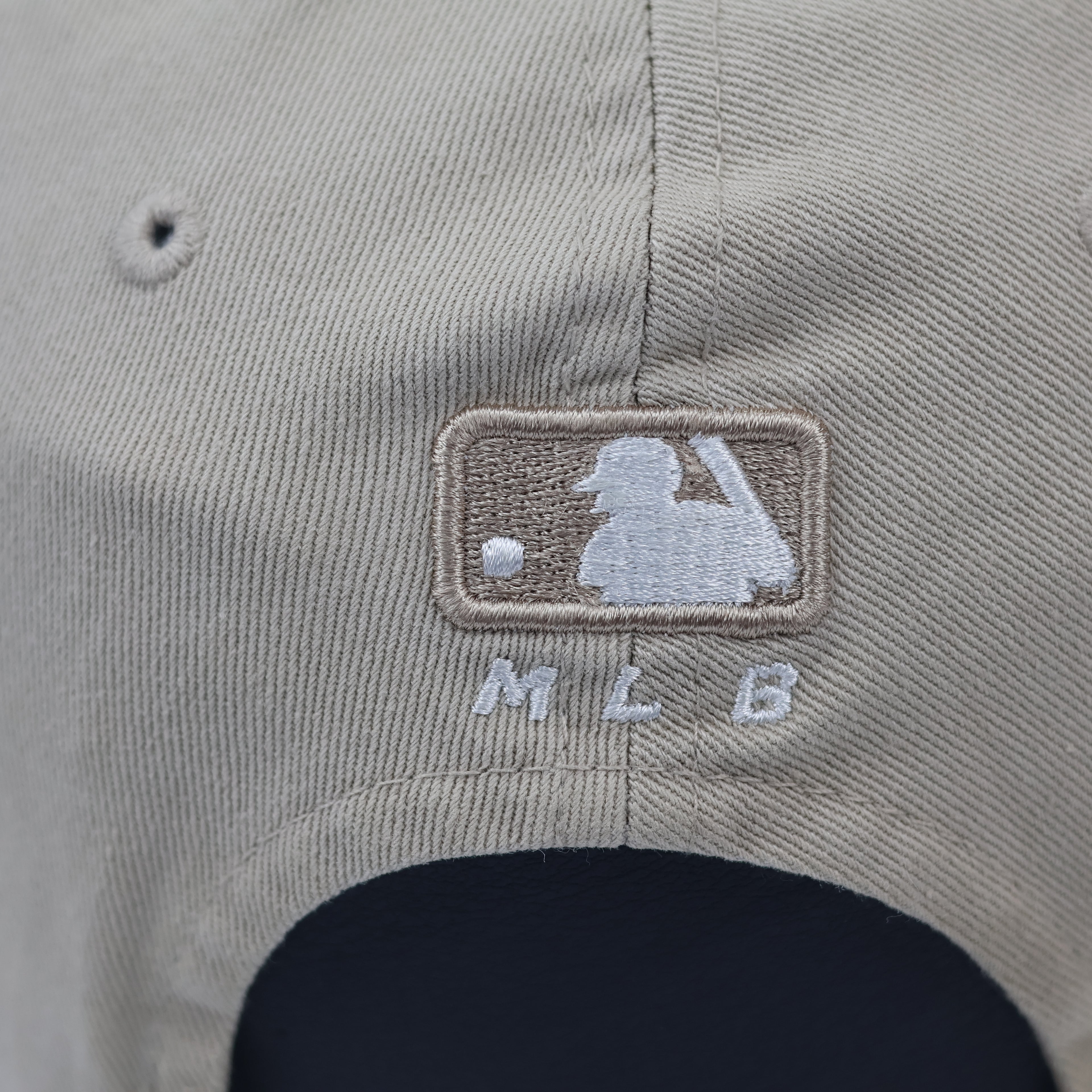 Authentic MLB New York Yankees Adjustable Thrifted Dad Hat – Khaki