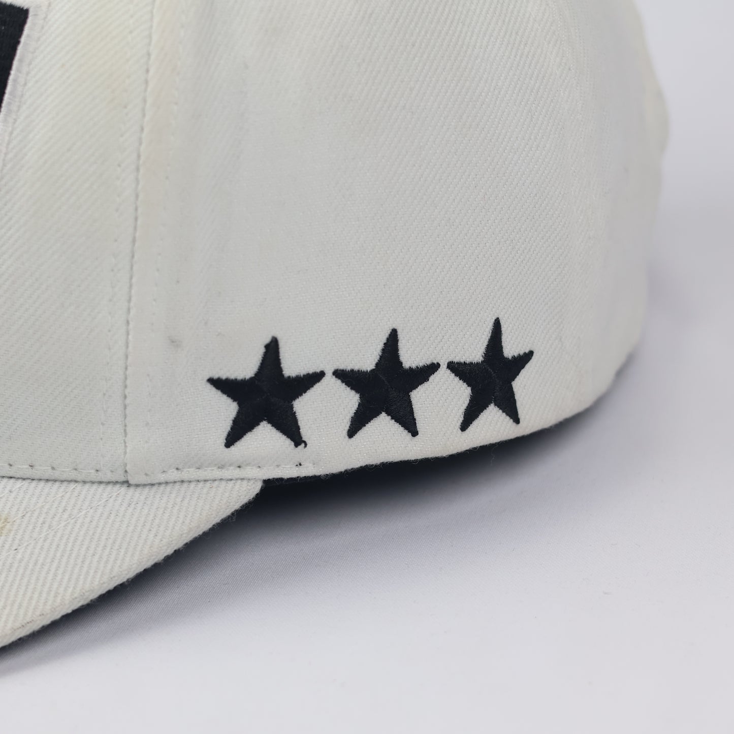 Vintage Parental Advisory Embroidered Thrifted Snapback – Off-White