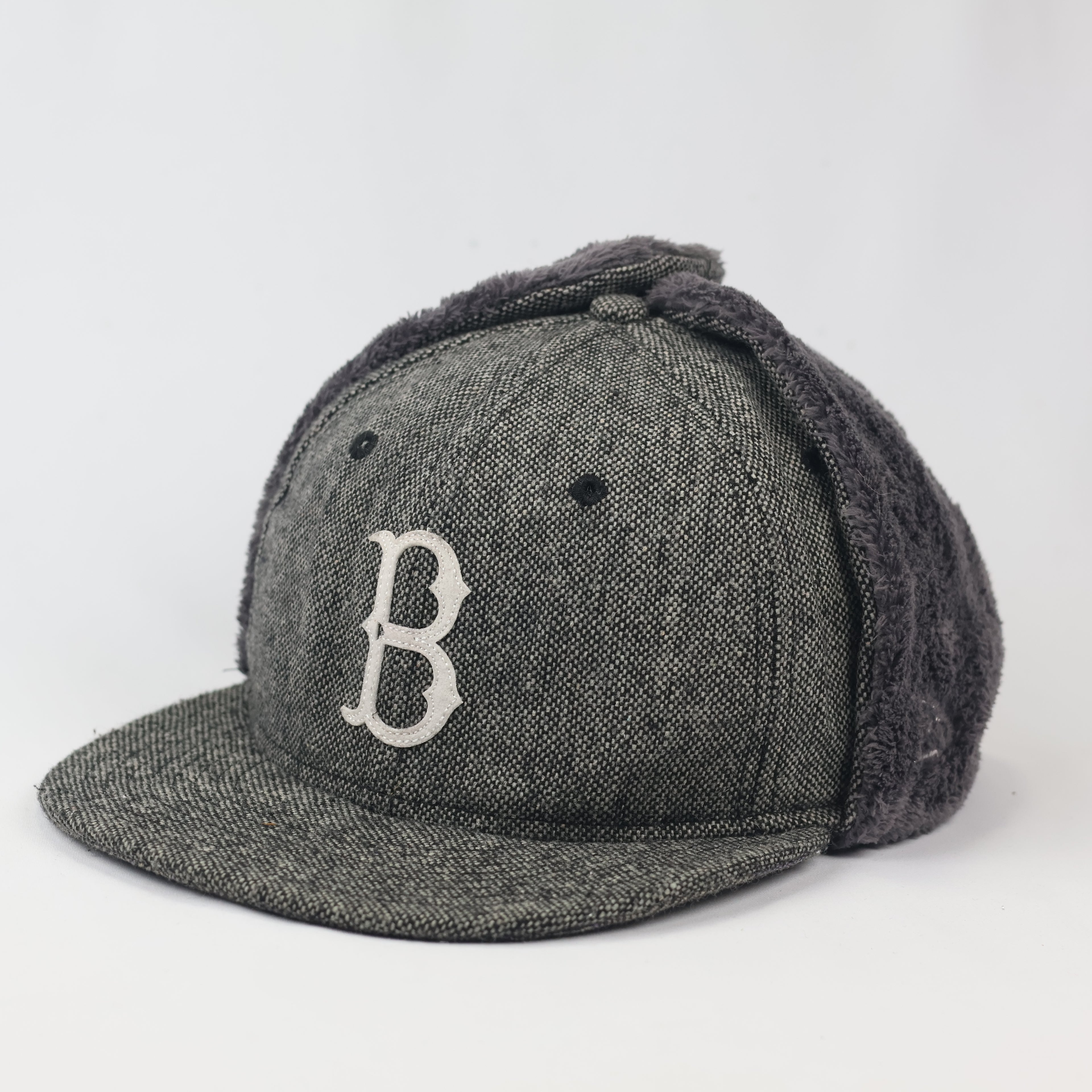 Vintage New Era Cooperstown Collection Dogear Thrifted Hat - Faux Fur Lined - Size 7 1/4
