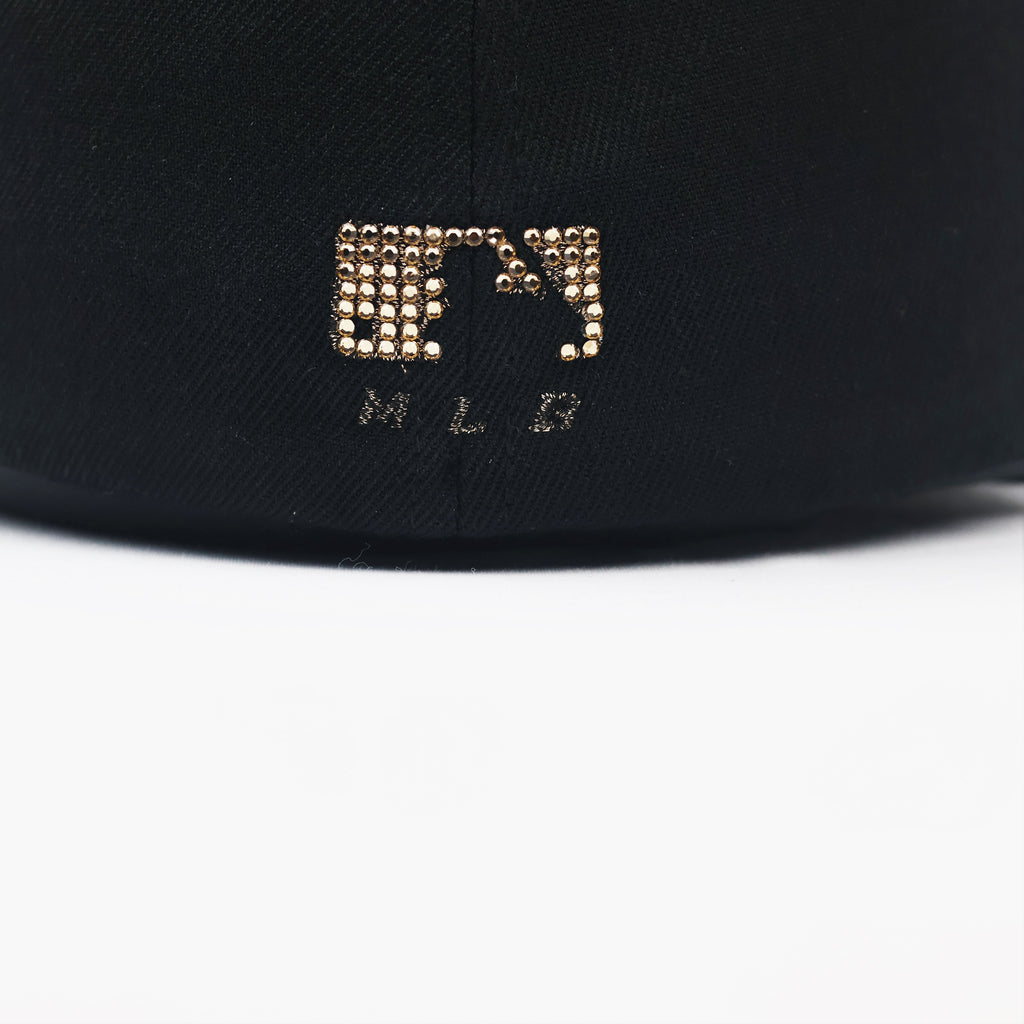 MLB Boston Red Sox Rhinestone "B" Logo Black Thrifted Baseball Cap