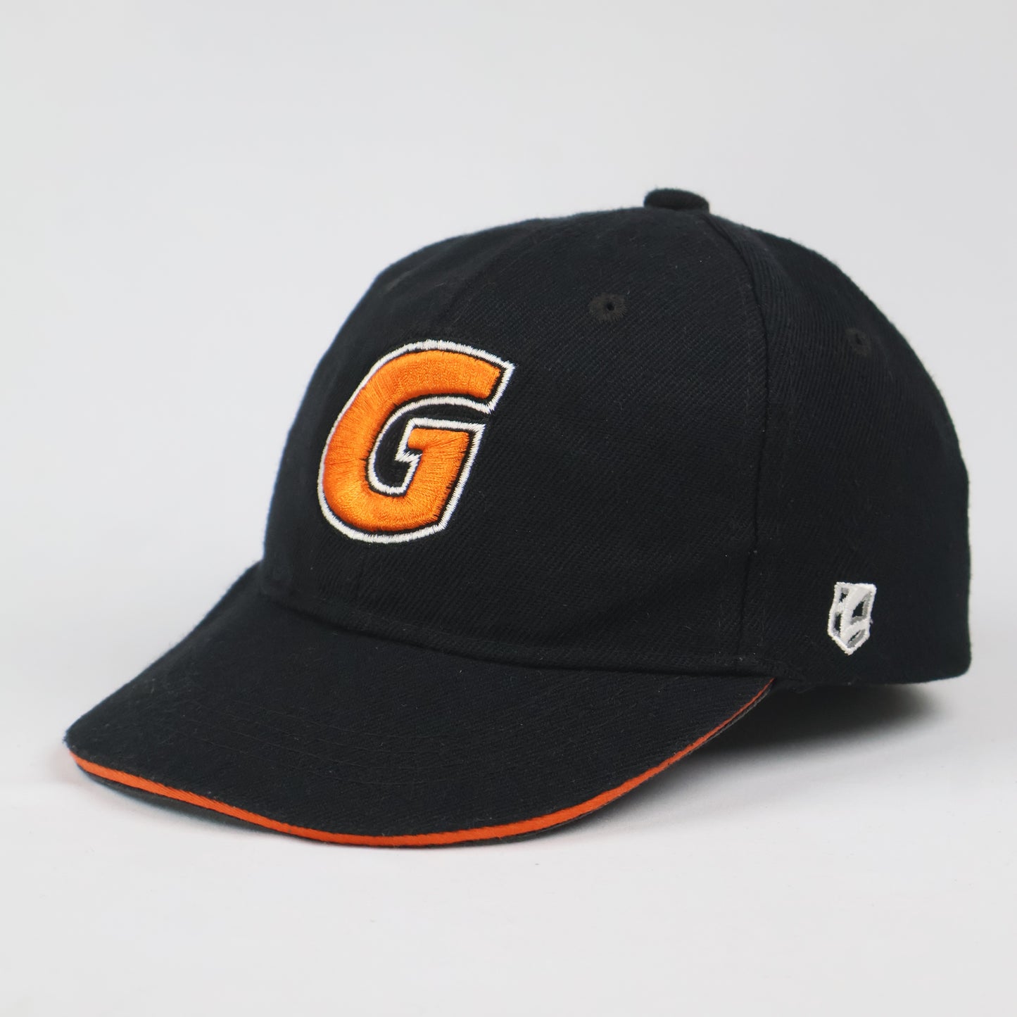 "Giants" Embroidered 'G' Logo Cap - YOUTH Size