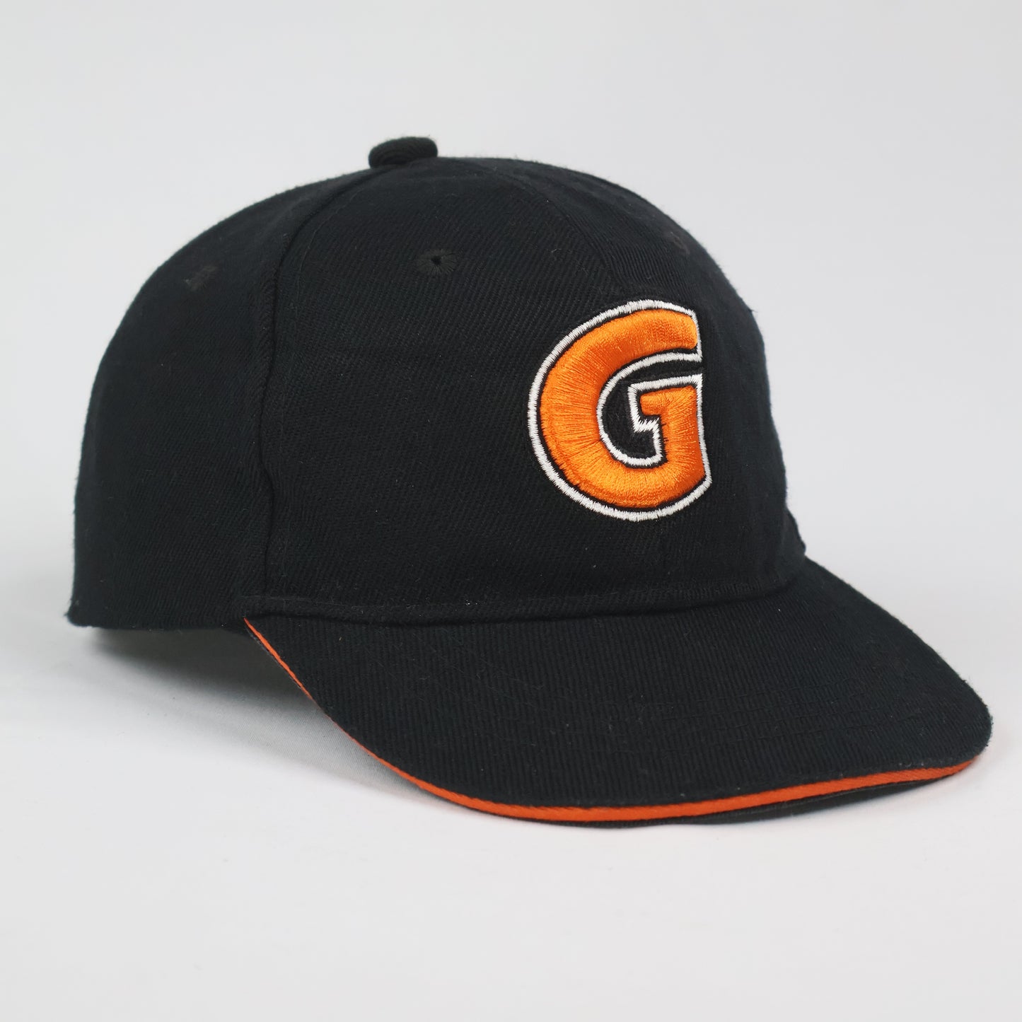 "Giants" Embroidered 'G' Logo Cap - YOUTH Size