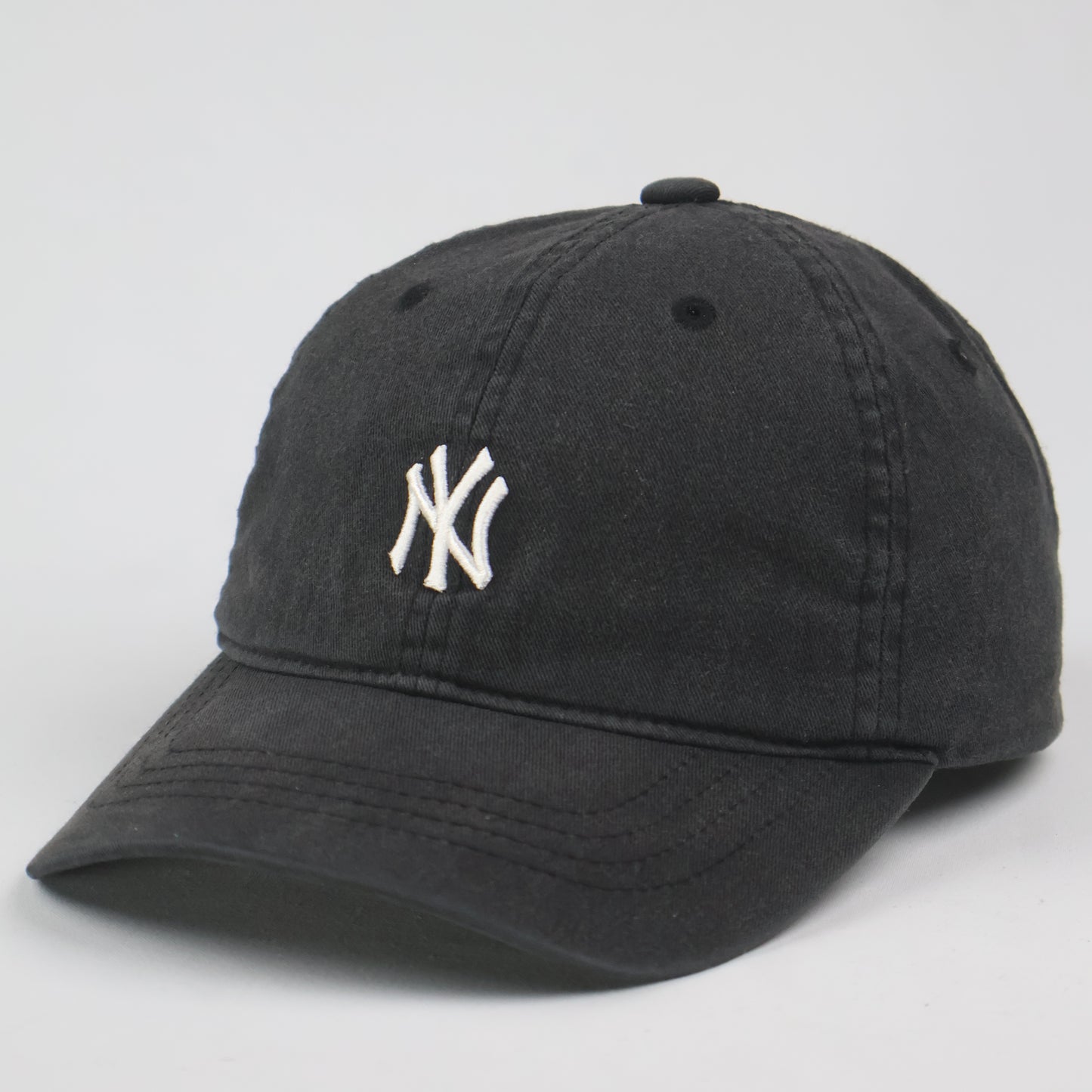 MLB New York "NY" Yankees Youth Cap - YOUTH Size (53-55cm)