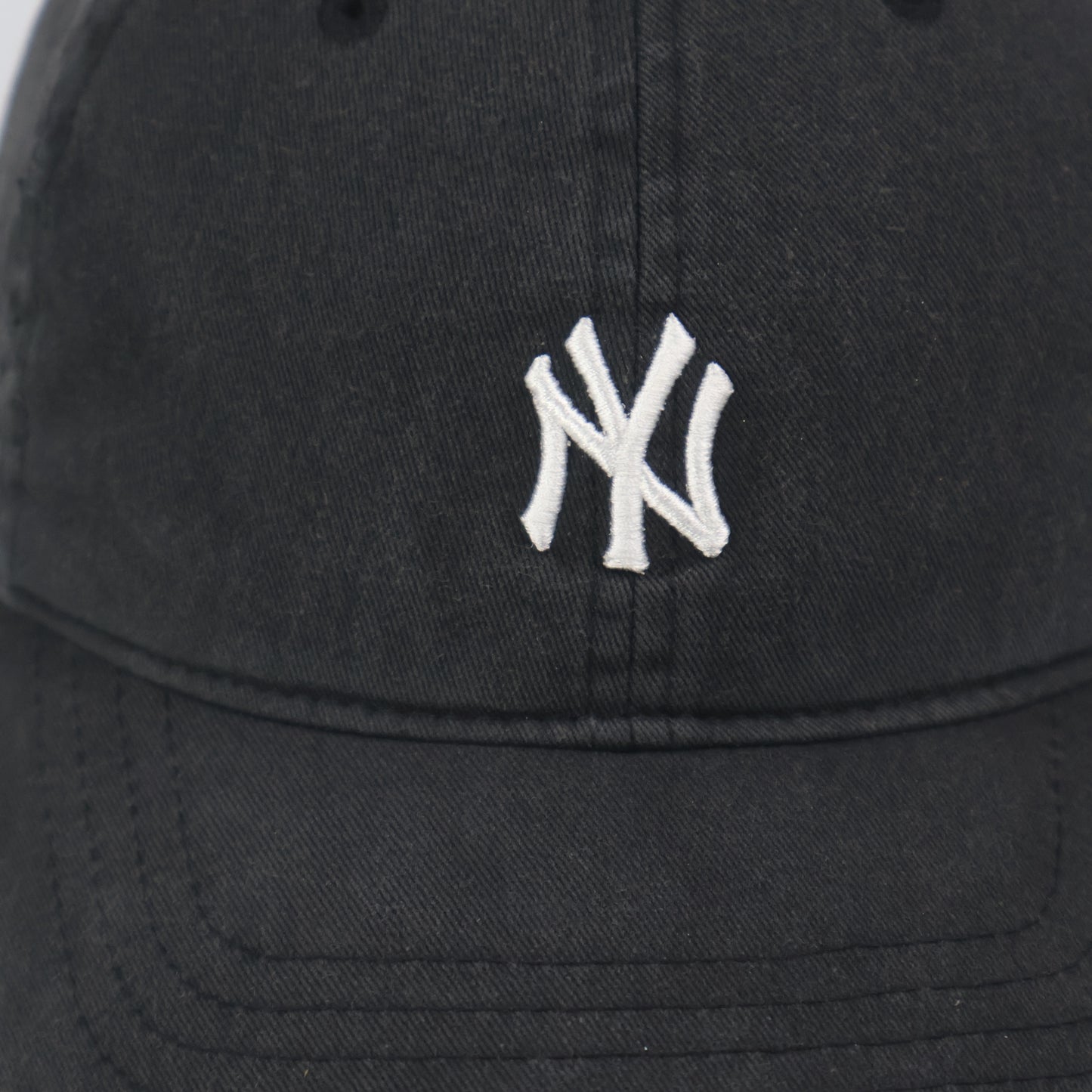 MLB New York "NY" Yankees Youth Cap - YOUTH Size (53-55cm)