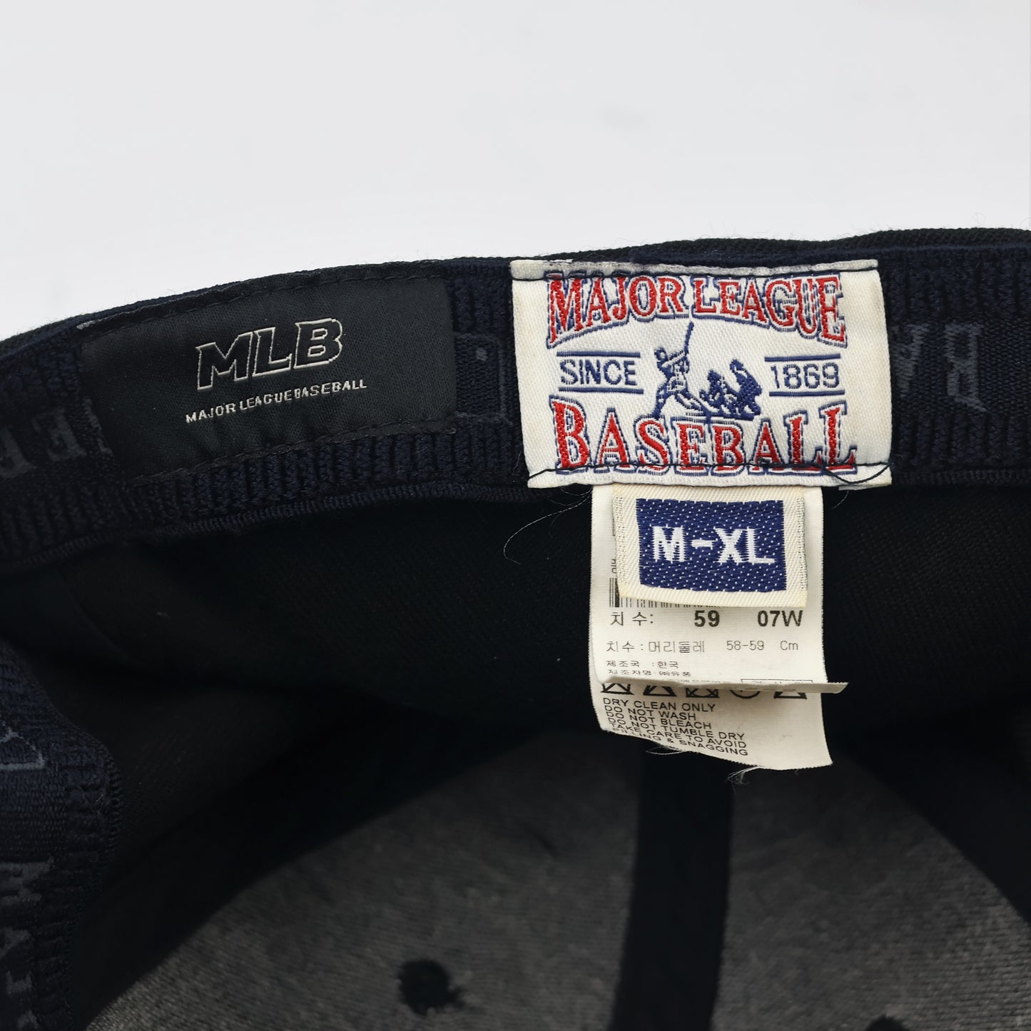 Vintage MLB Los Angeles Dodgers LA Thrifted Embroidered Cap - Black