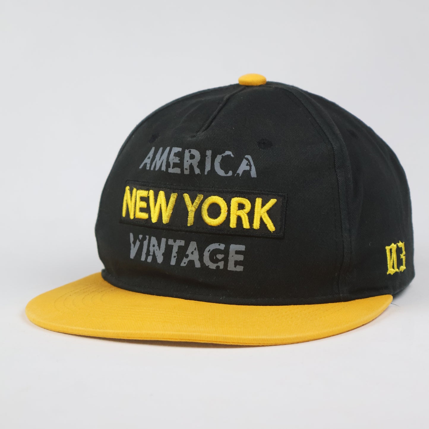 "America New York Vintage" Snapback Cap - Black/Yellow