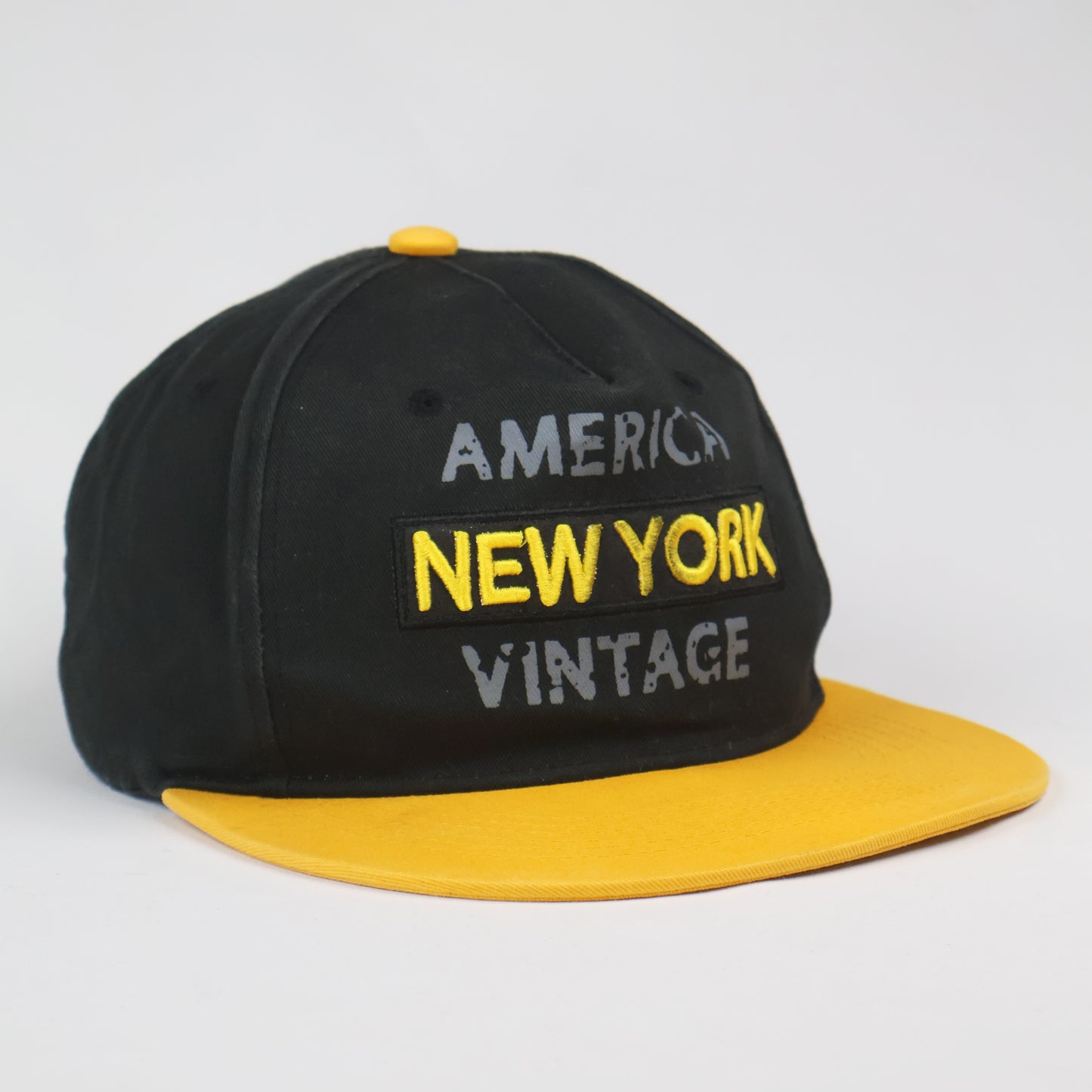 "America New York Vintage" Snapback Cap - Black/Yellow