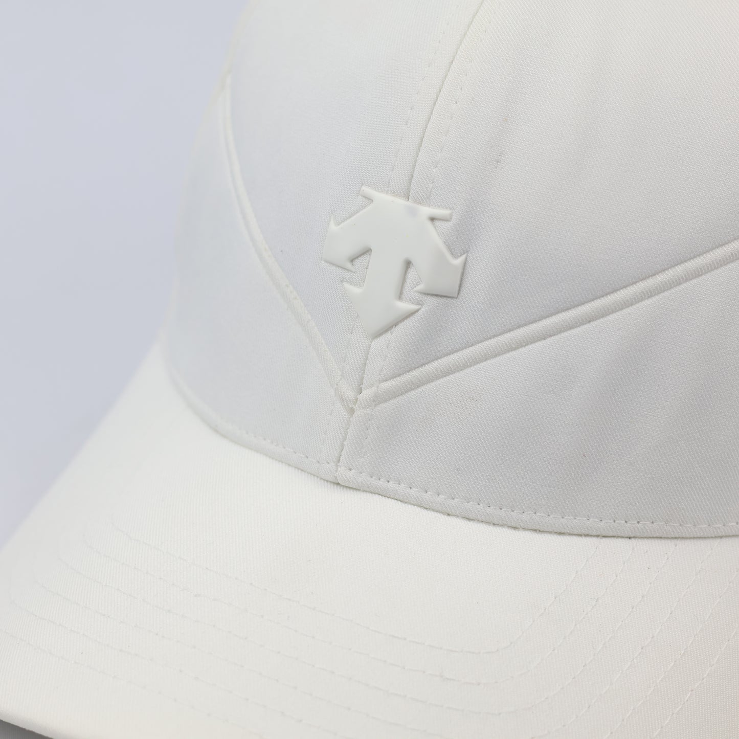 Descente Golf White Performance Thrifted Cap - Laser Cut Vents