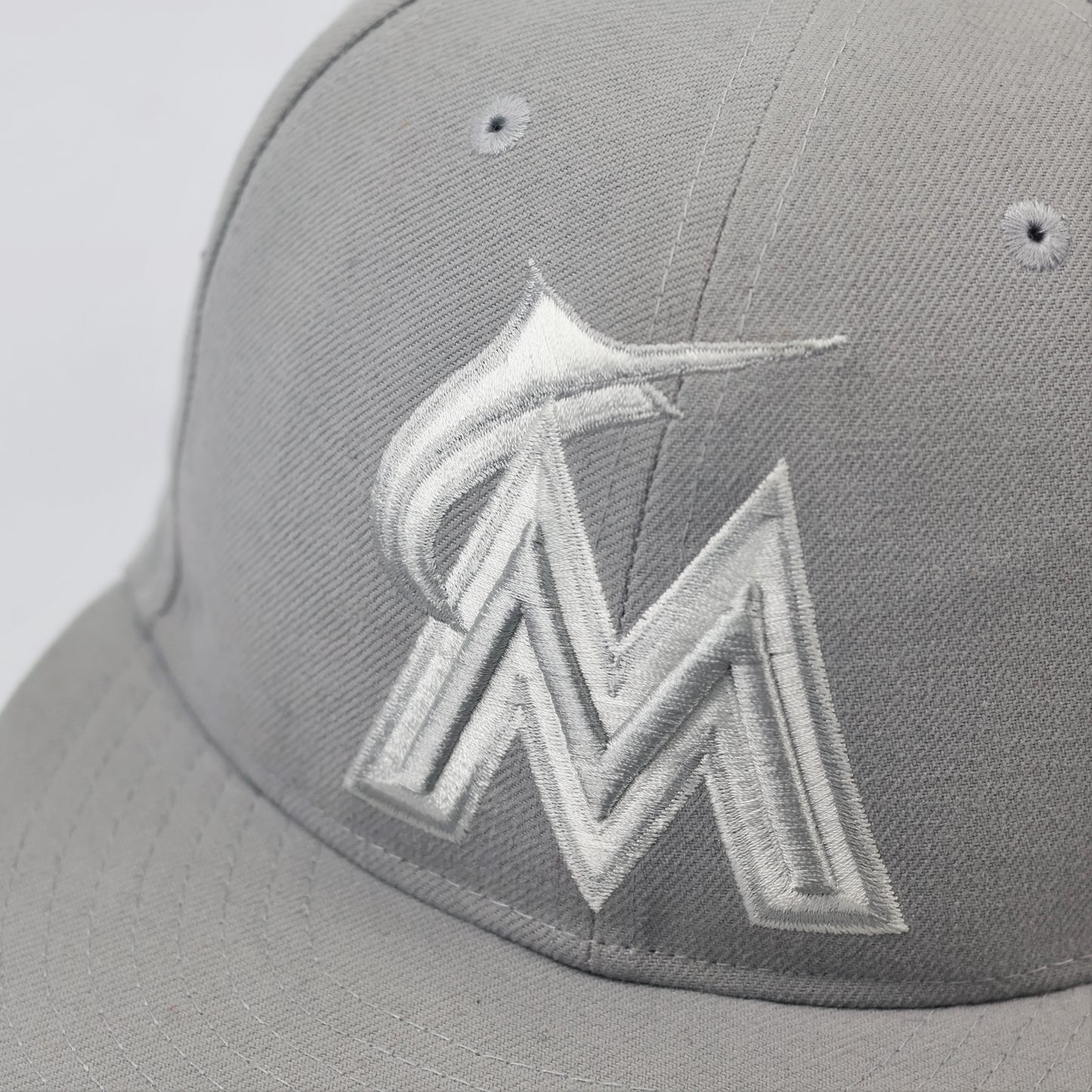 Vintage Miami Marlins MLB Fitted Cap | Grey New Era 59FIFTY | Size 7 3/8
