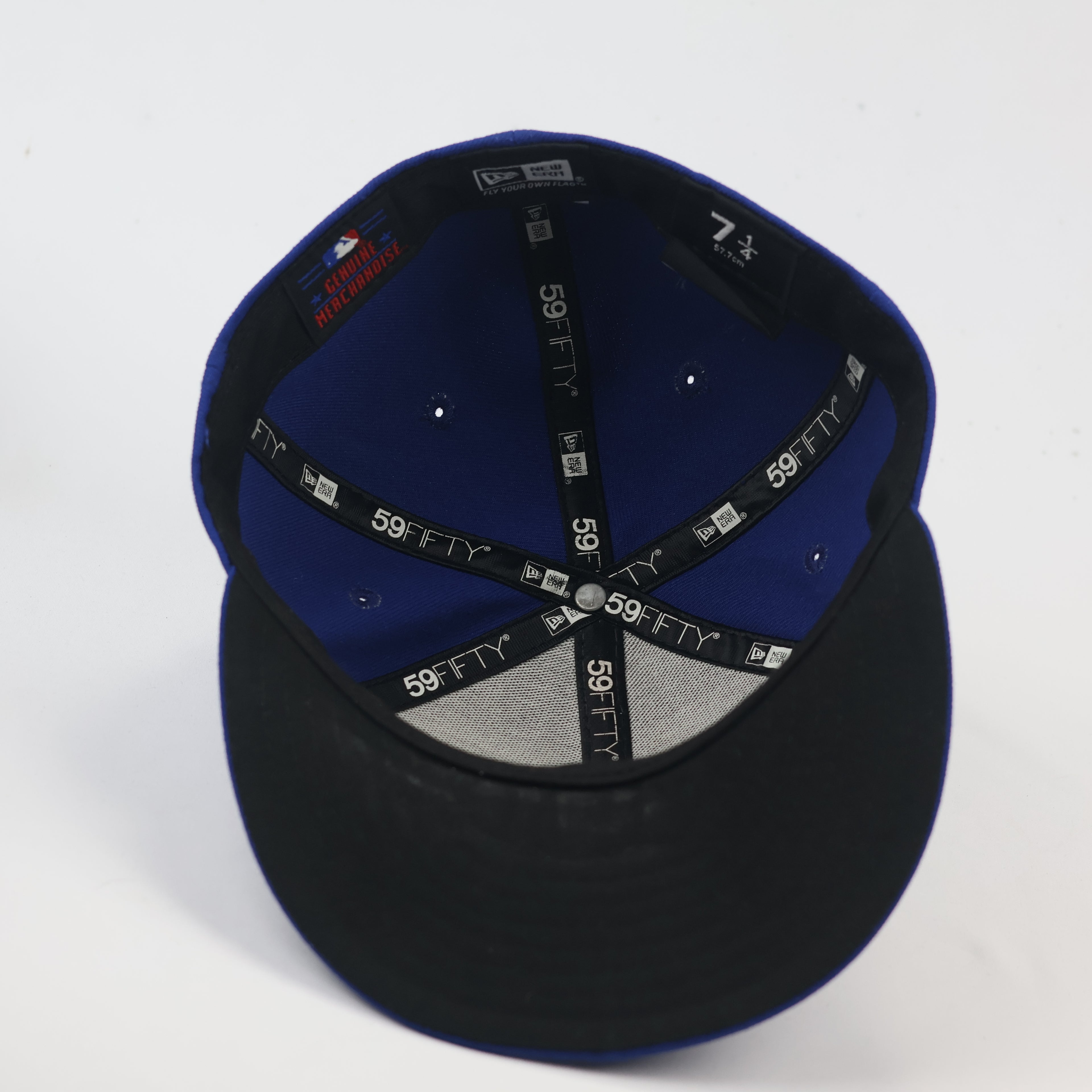 Vintage Chicago Cubs MLB Thrifted Fitted Cap by New Era - Size 7 1/4