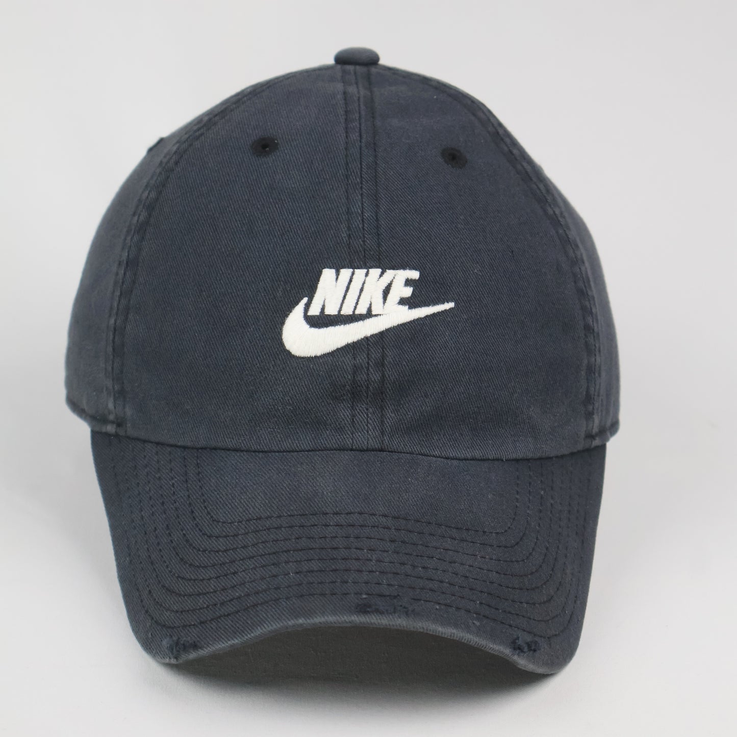 Nike Heritage 86 Distressed Dad Cap - Faded Black/Grey