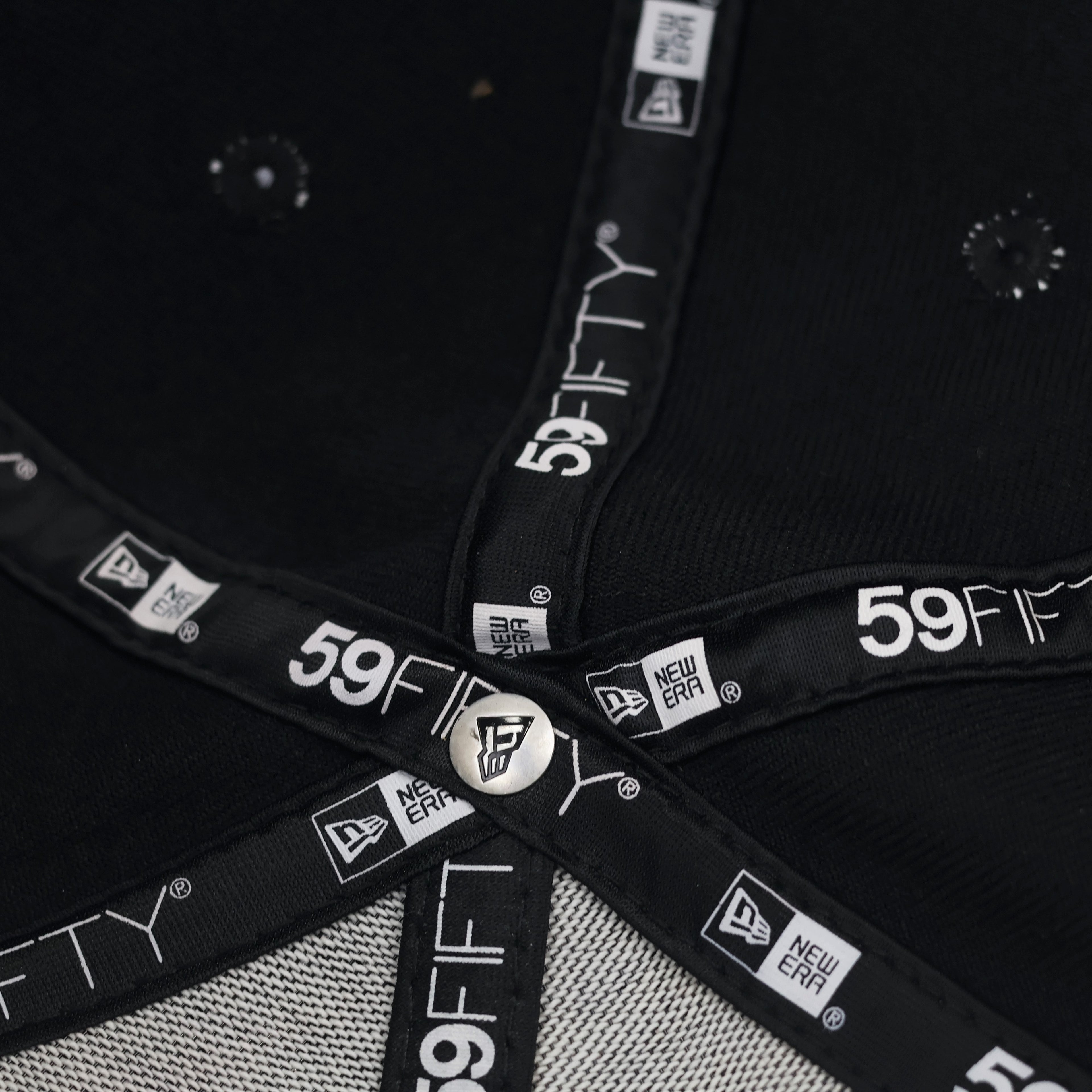 New Era 59FIFTY Chicago White Sox MLB Thrifted Fitted Cap - Black