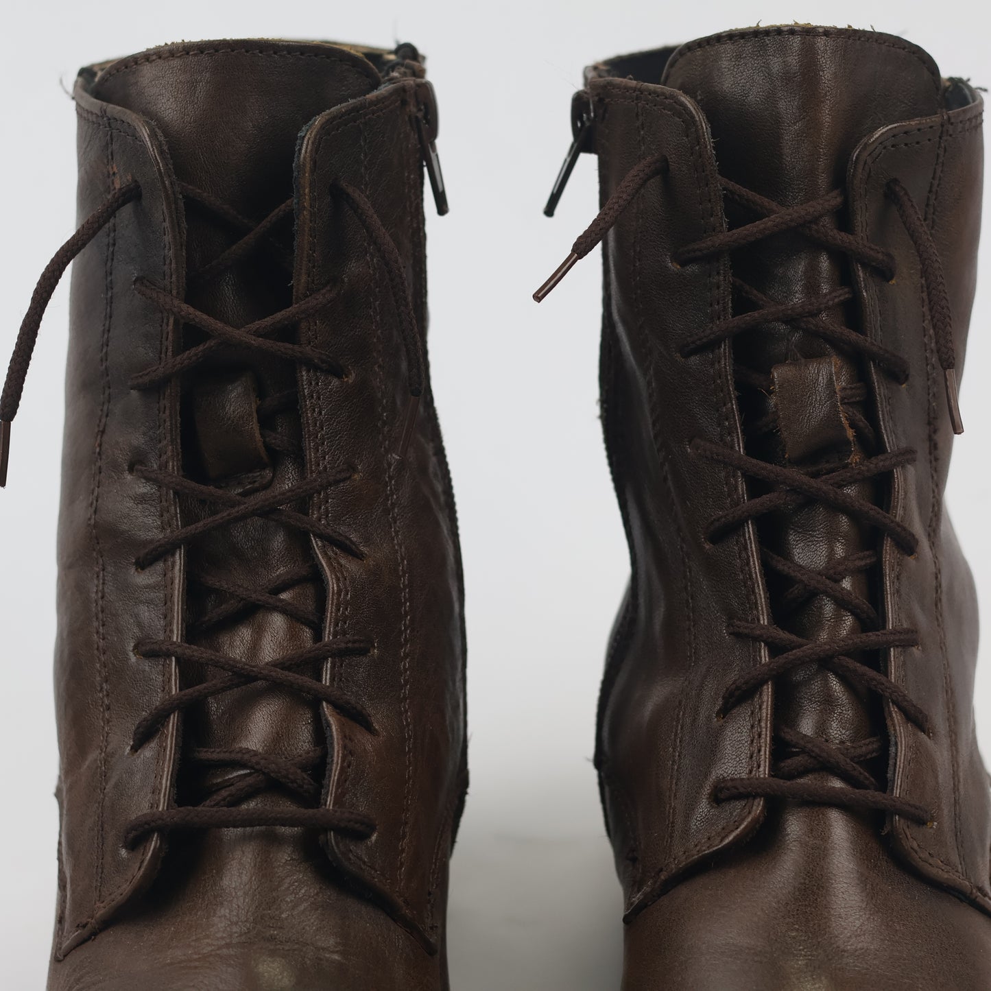 Vintage Brown Leather Lace-Up Boots with Snakeskin Detail