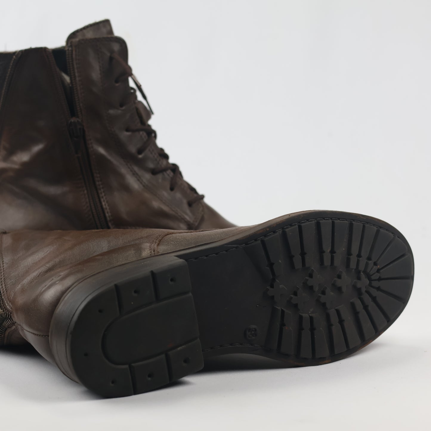 Vintage Brown Leather Lace-Up Boots with Snakeskin Detail