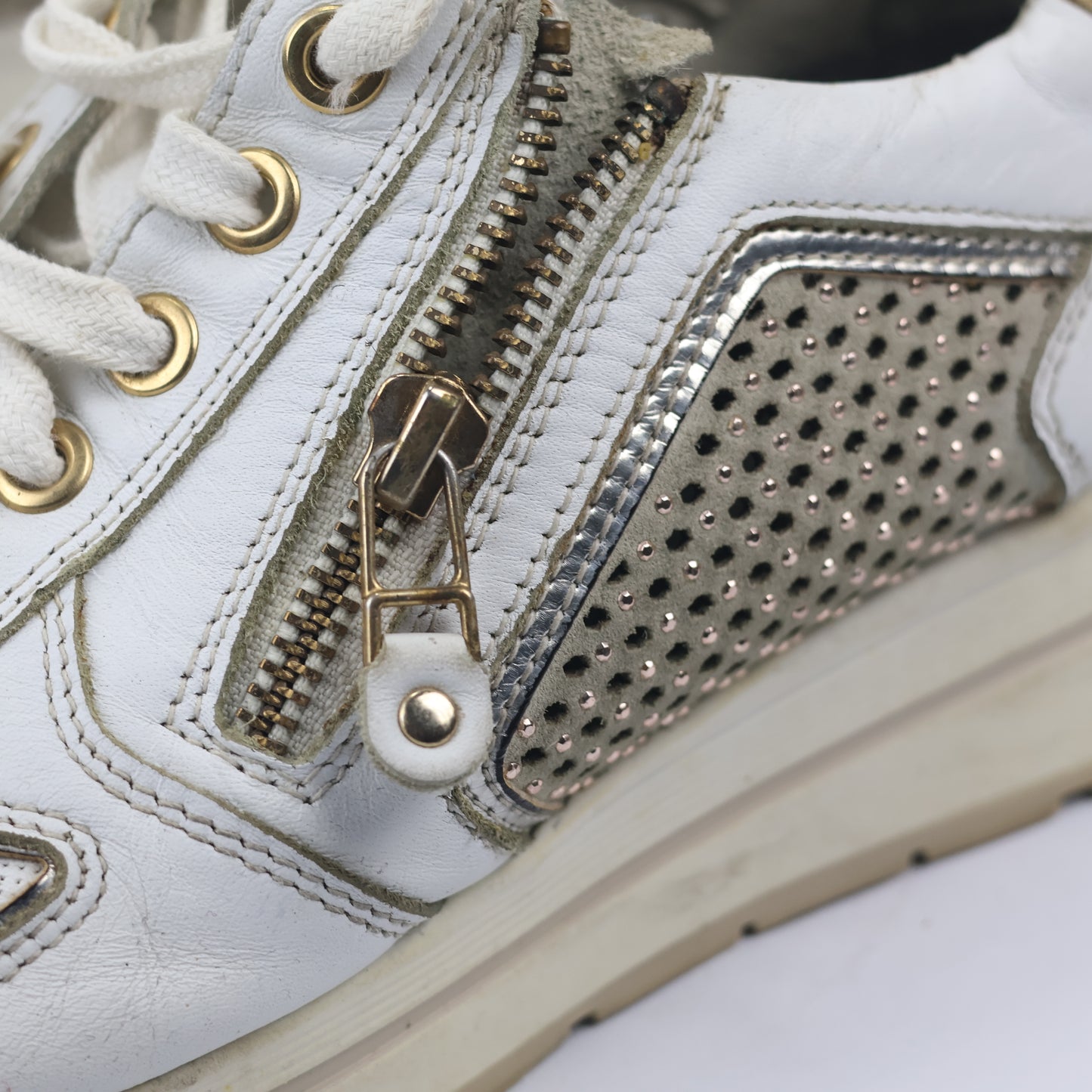 NeroGiardini Made in Italy White Leather Thrifted Platform Sneakers – Size 40