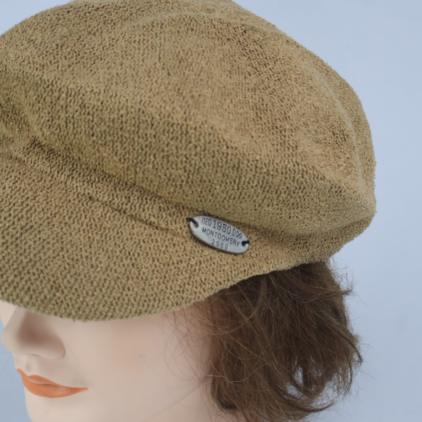 Textured Newsboy Cap with Metal Plaque - Tan