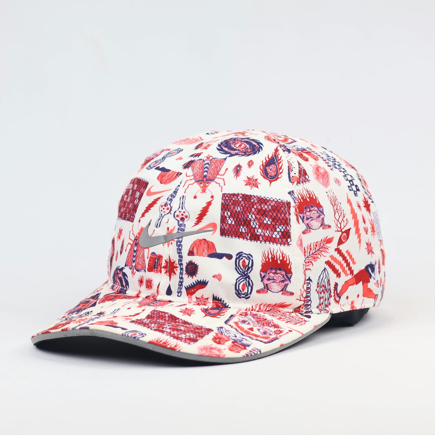 Rare Nike Dri-FIT "Featherlight" Running Thrifted Hat | White Graphic Print Snapback