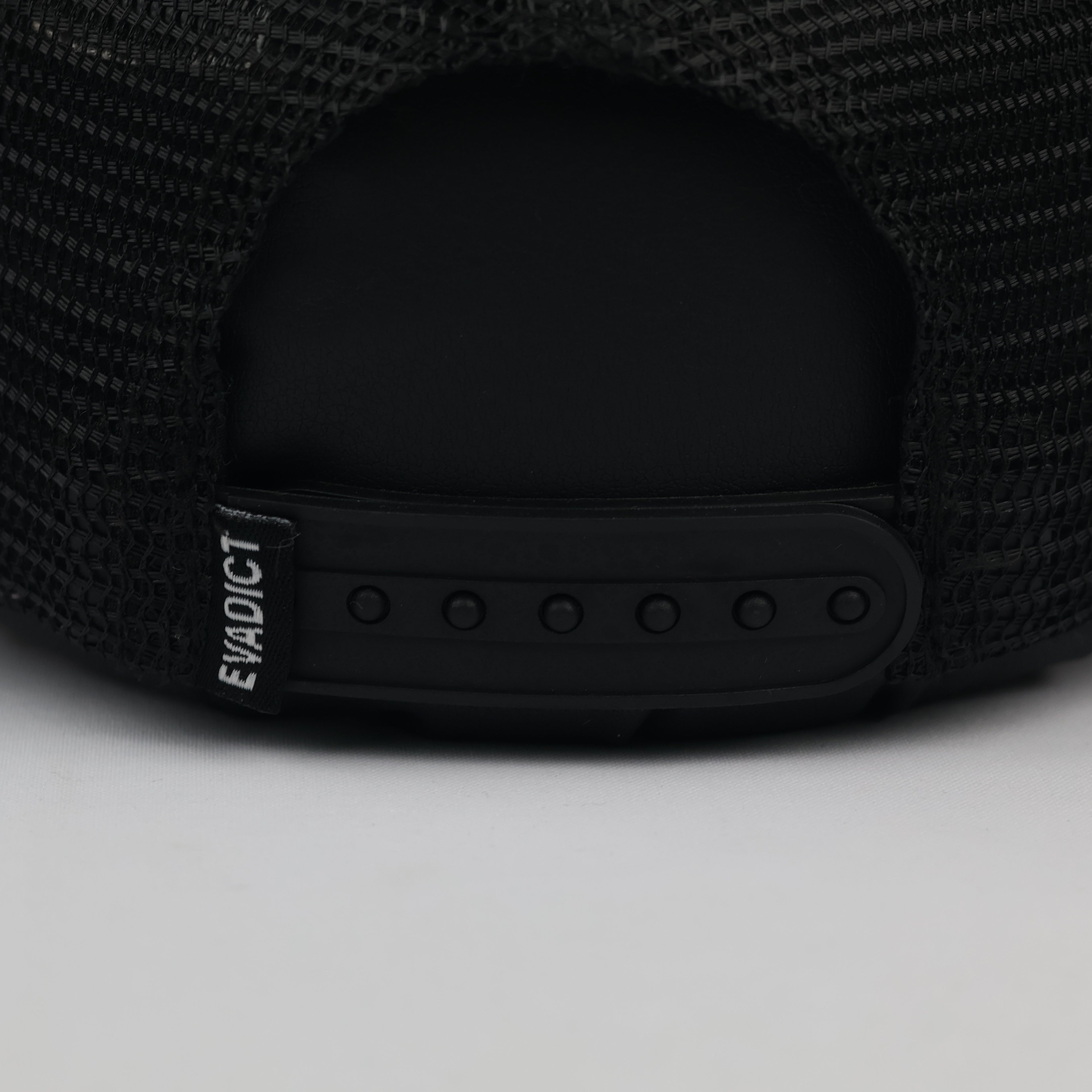 Thrifted Evadict Trail Running Black Mesh Trucker Cap