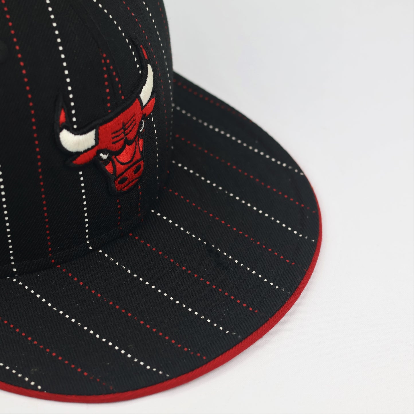Vintage Chicago Bulls New Era Pinstripe Thrifted Cap - Red & White Details