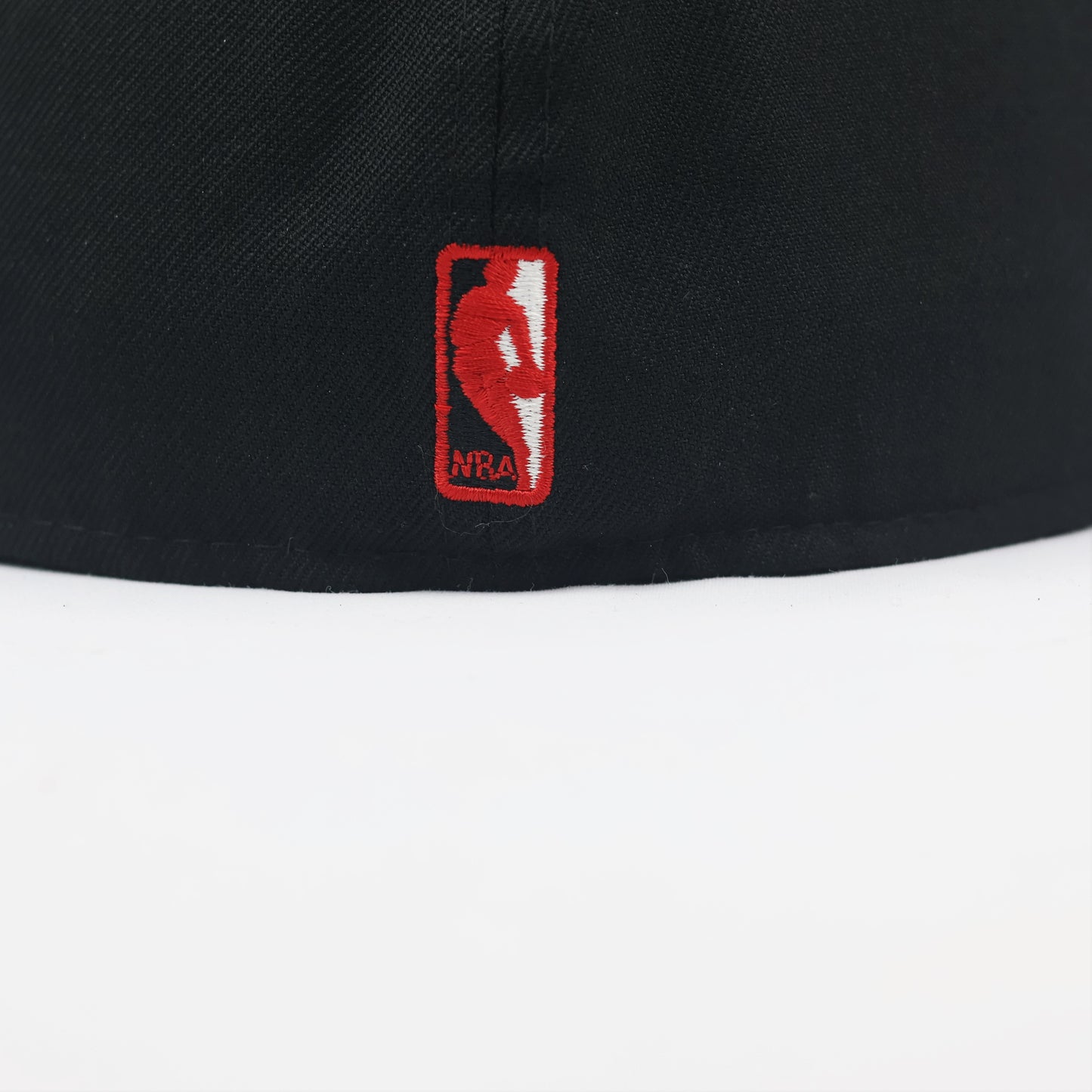 Vintage Chicago Bulls New Era Pinstripe Thrifted Cap - Red & White Details