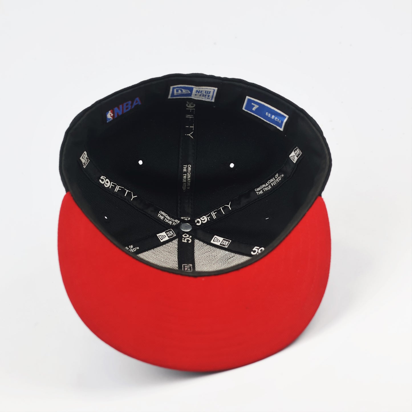 Vintage Chicago Bulls New Era Pinstripe Thrifted Cap - Red & White Details