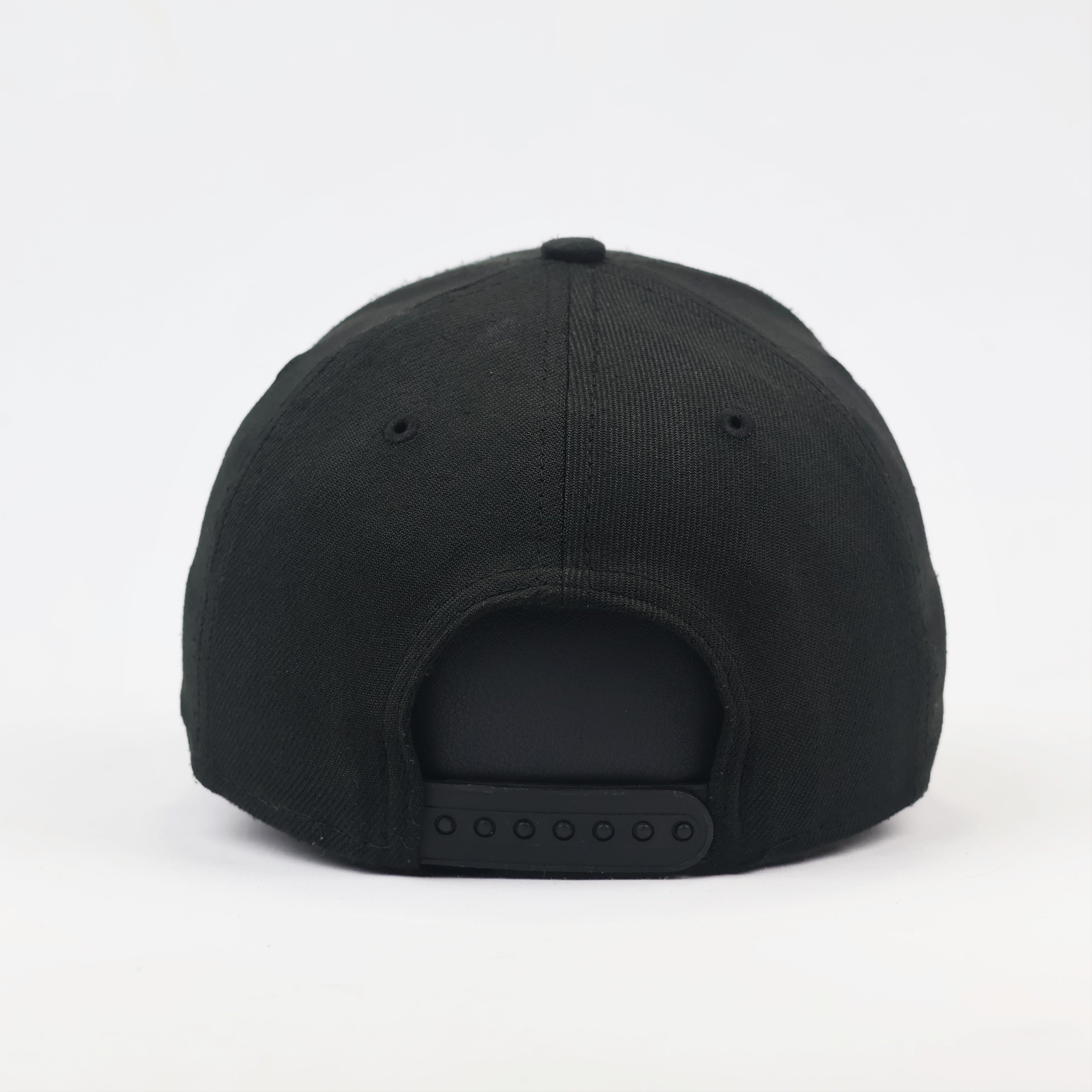 Vintage Chicago Bulls NBA Thrifted Basketball Cap - Black New Era 9FIFTY