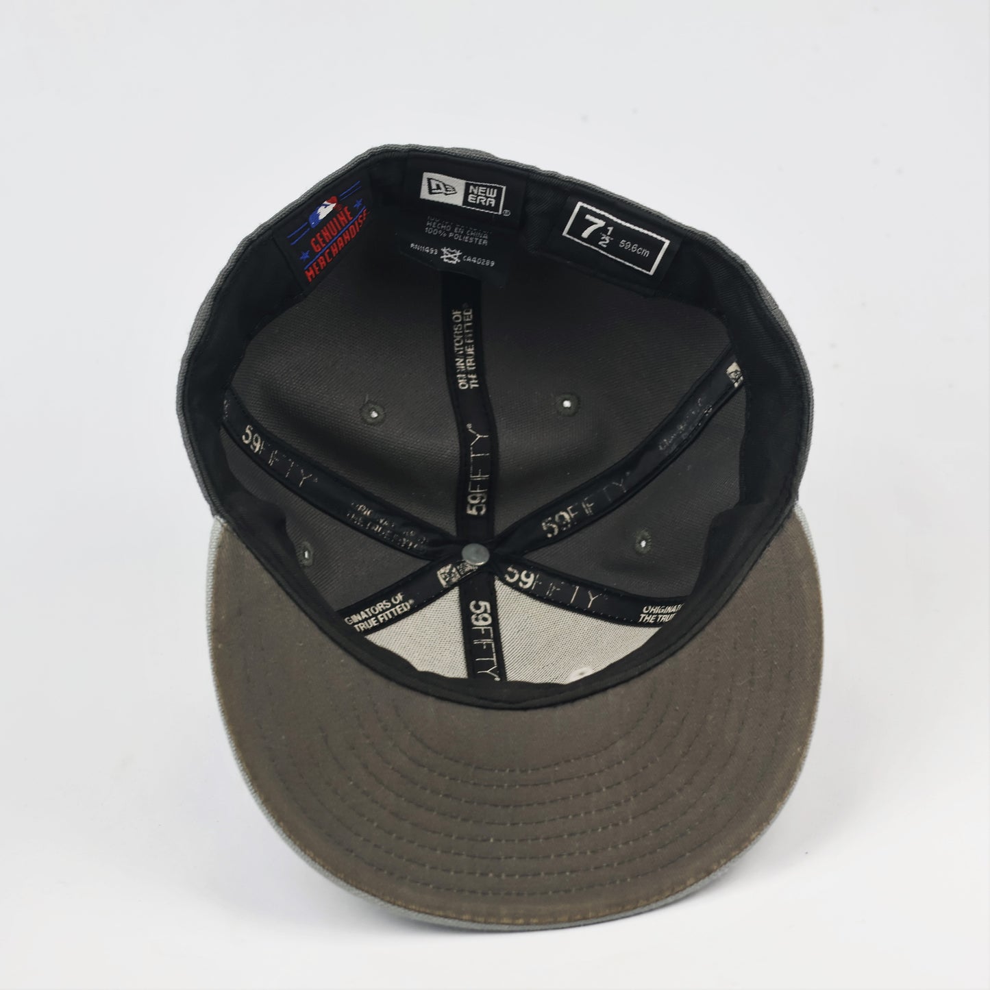 New Era 59FIFTY Chicago White Sox Thrifted Fitted Hat - Grey & White