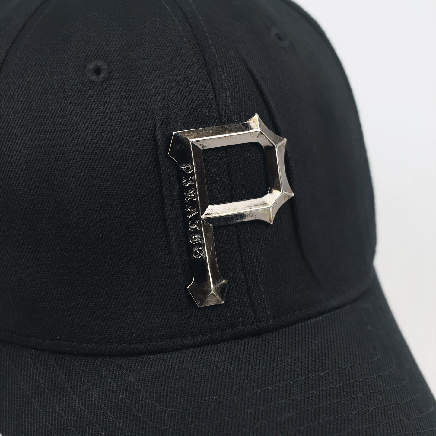 Vintage MLB Pirates Baseball Thrifted Hat - Metallic Emblem - Size M-XL