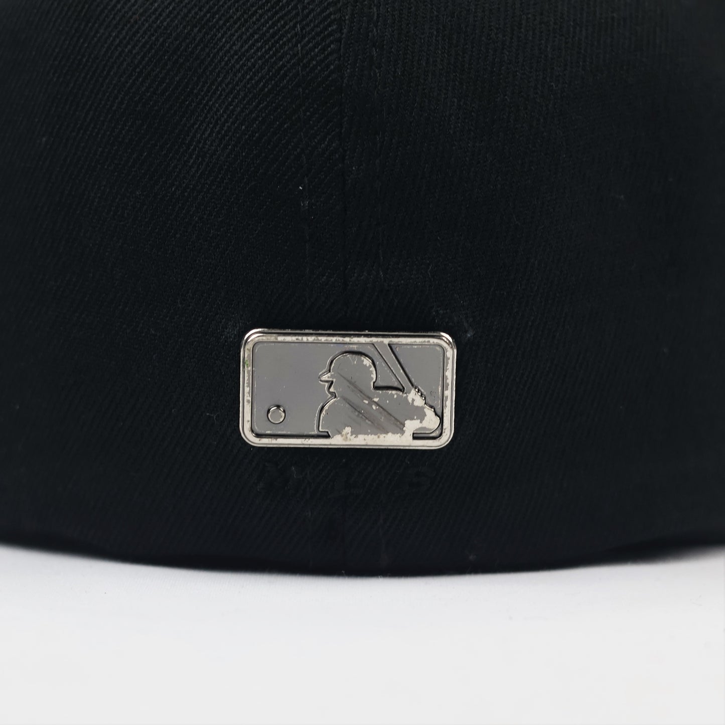 Vintage MLB Pirates Baseball Thrifted Hat - Metallic Emblem - Size M-XL