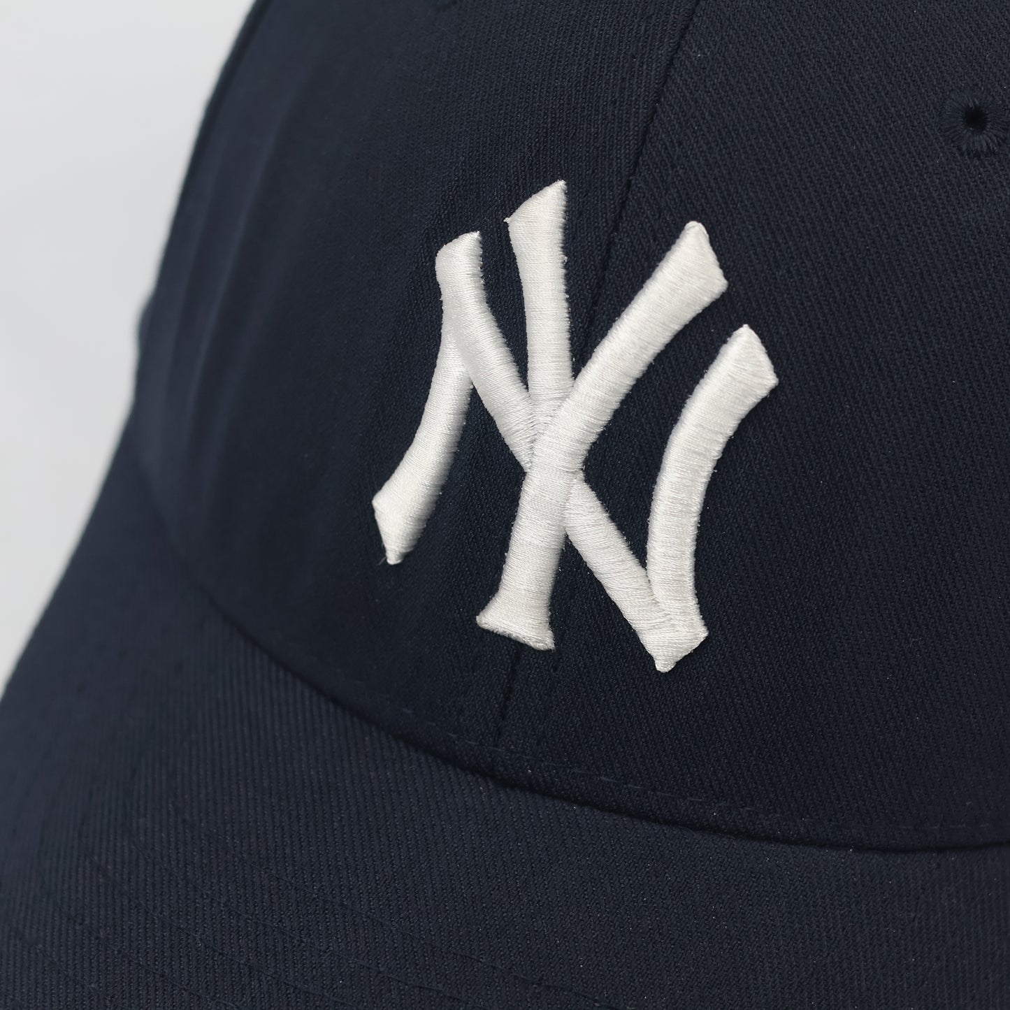 Vintage NY Yankees Embroidered Logo Thrifted Hat - Navy Blue Small-XS