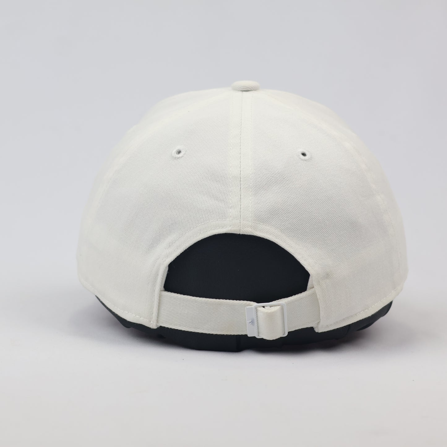 Thrifted Adidas Performance Logo Relaxed Fit Hat – Cream