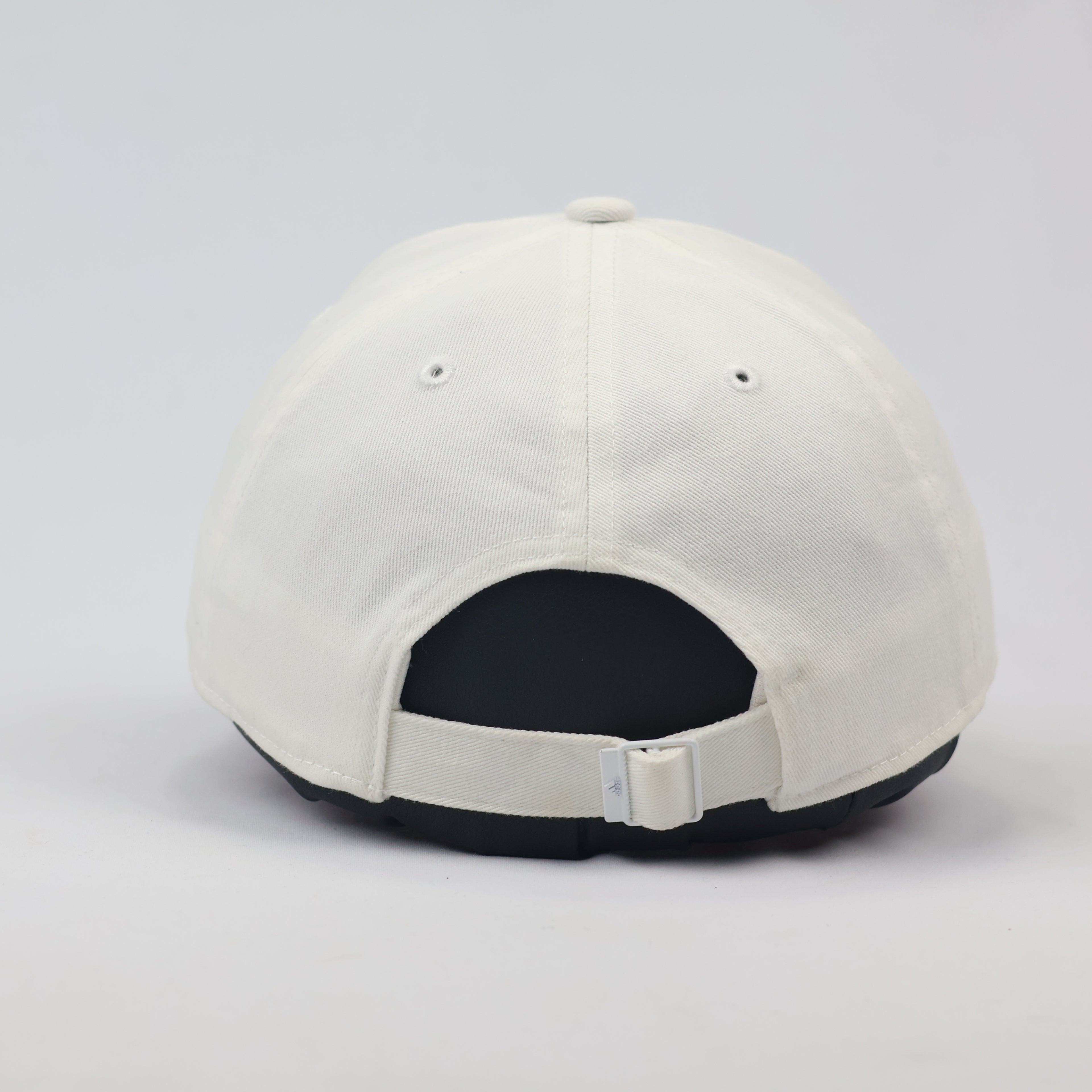 Thrifted Adidas Performance Logo Relaxed Fit Hat – Cream