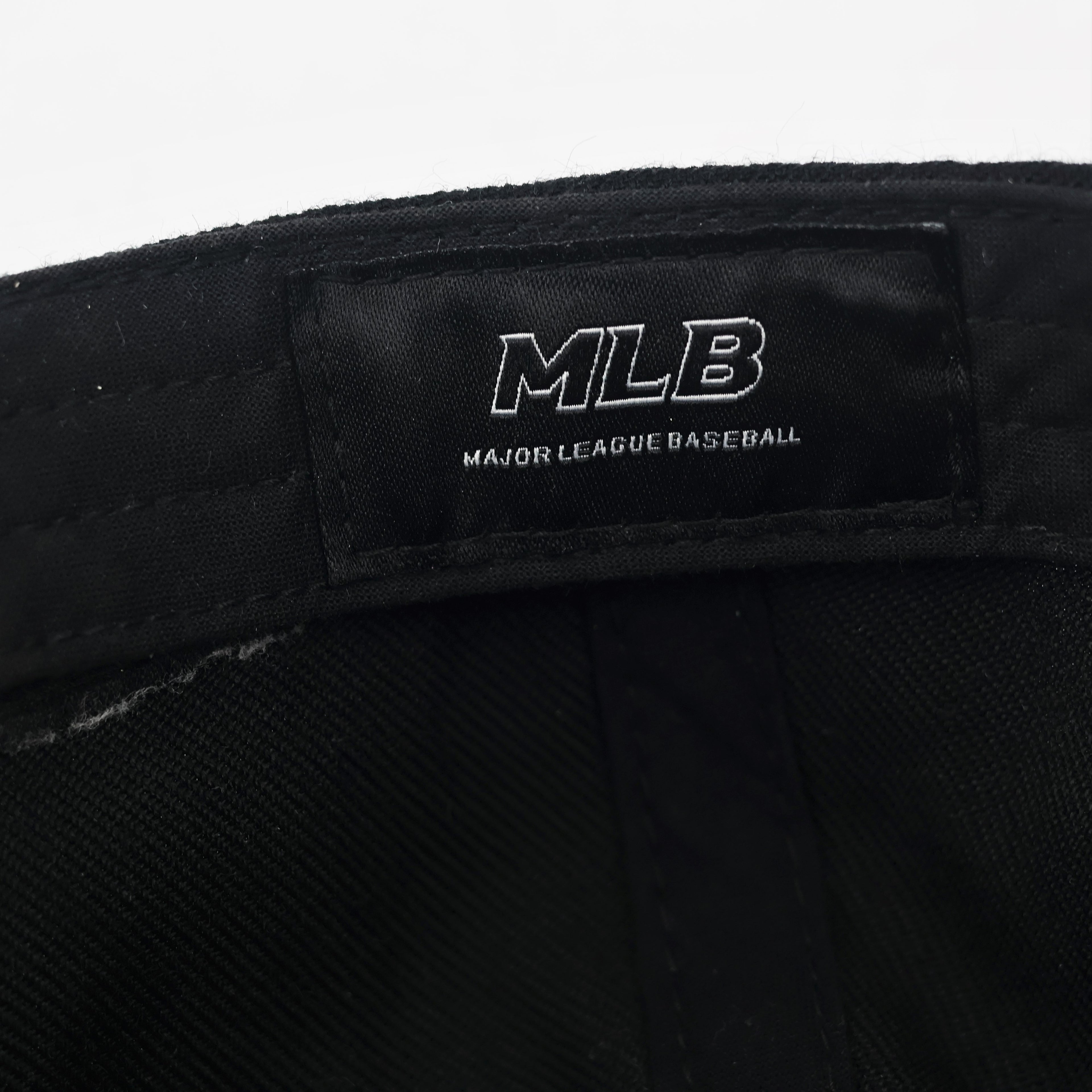 Vintage New York Yankees Thrifted Snapback - Black & Bronze Custom Embroidery