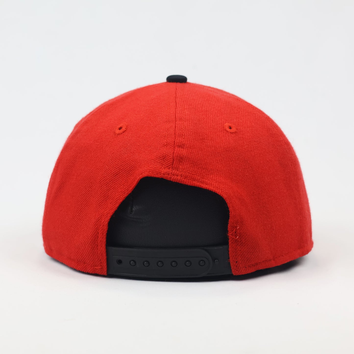 Classic Nike Embroidered Logo Thrifted Hat – Red Snapback