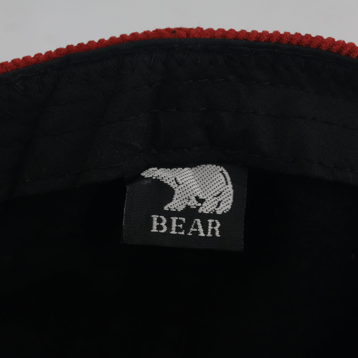Thrifted Retro Bear Brand Red Cabbie Driving Cap (57-59 cm) | 10322