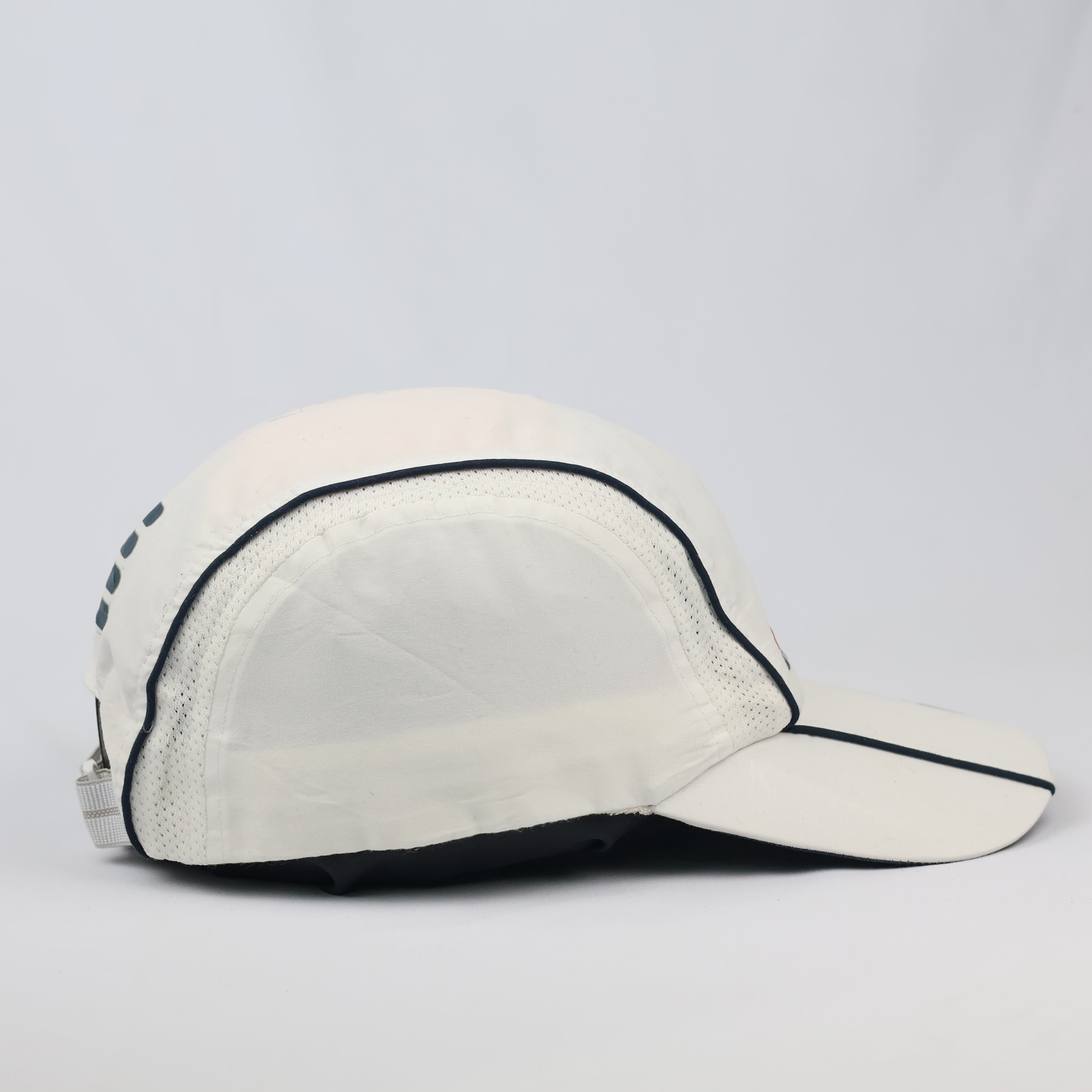 Thrifted FILA Sport White Mesh Side Training Hat - Size 57-59 cm