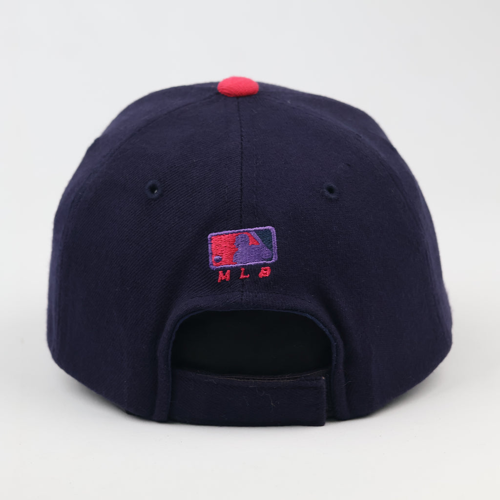 Thrifted MLB Yankees Embroidered Navy Blue and Pink Kids/Small Cap