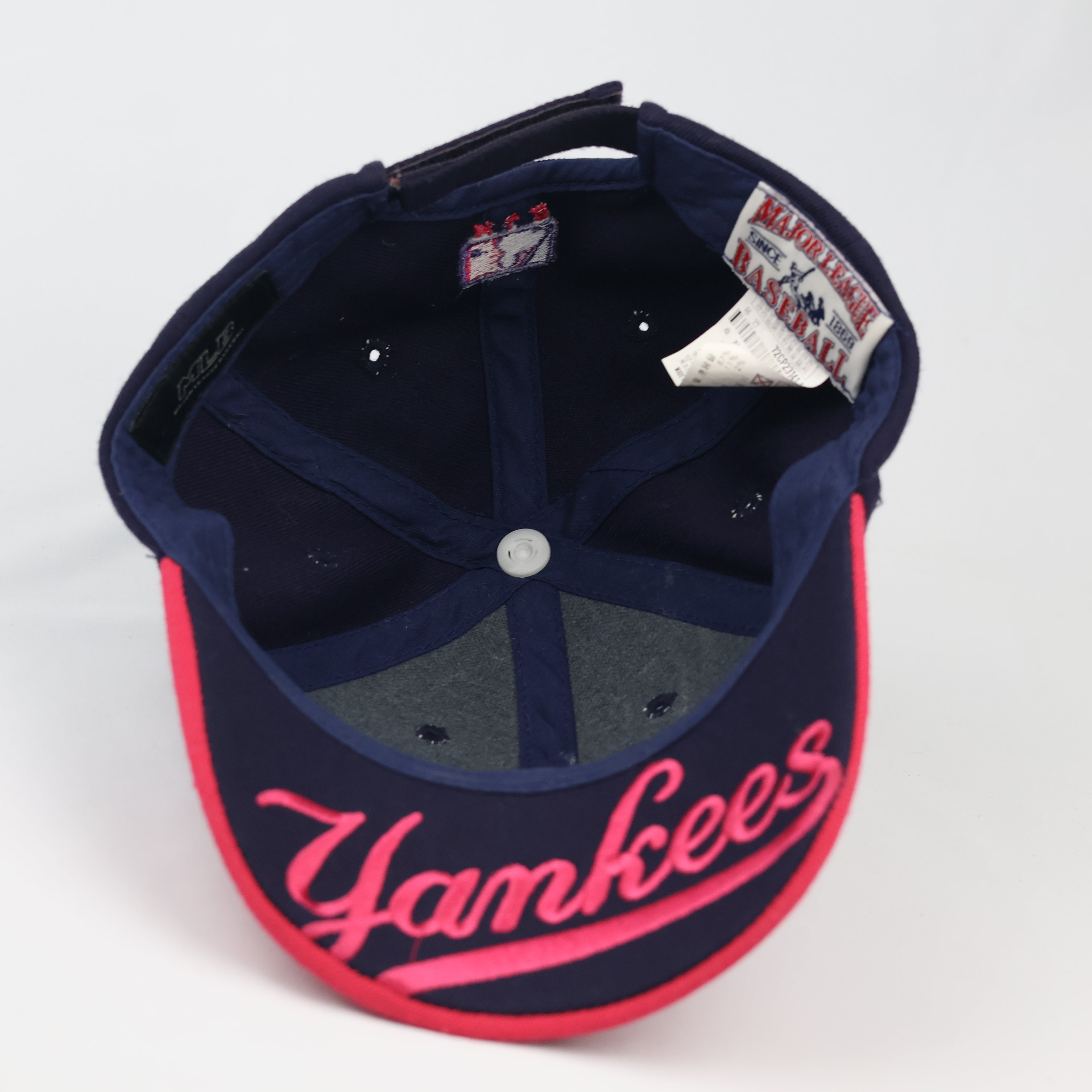 Thrifted MLB Yankees Embroidered Navy Blue and Pink Kids/Small Cap