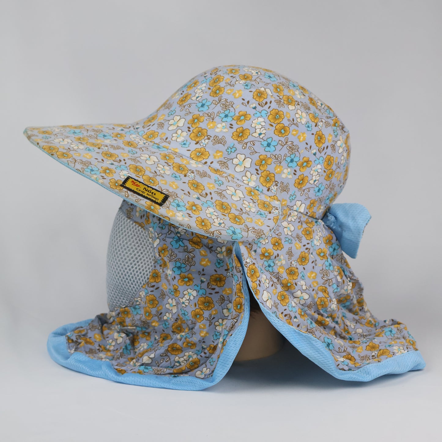 Blue Floral Wide-Brim Hat with Detachable Face & Neck Cove