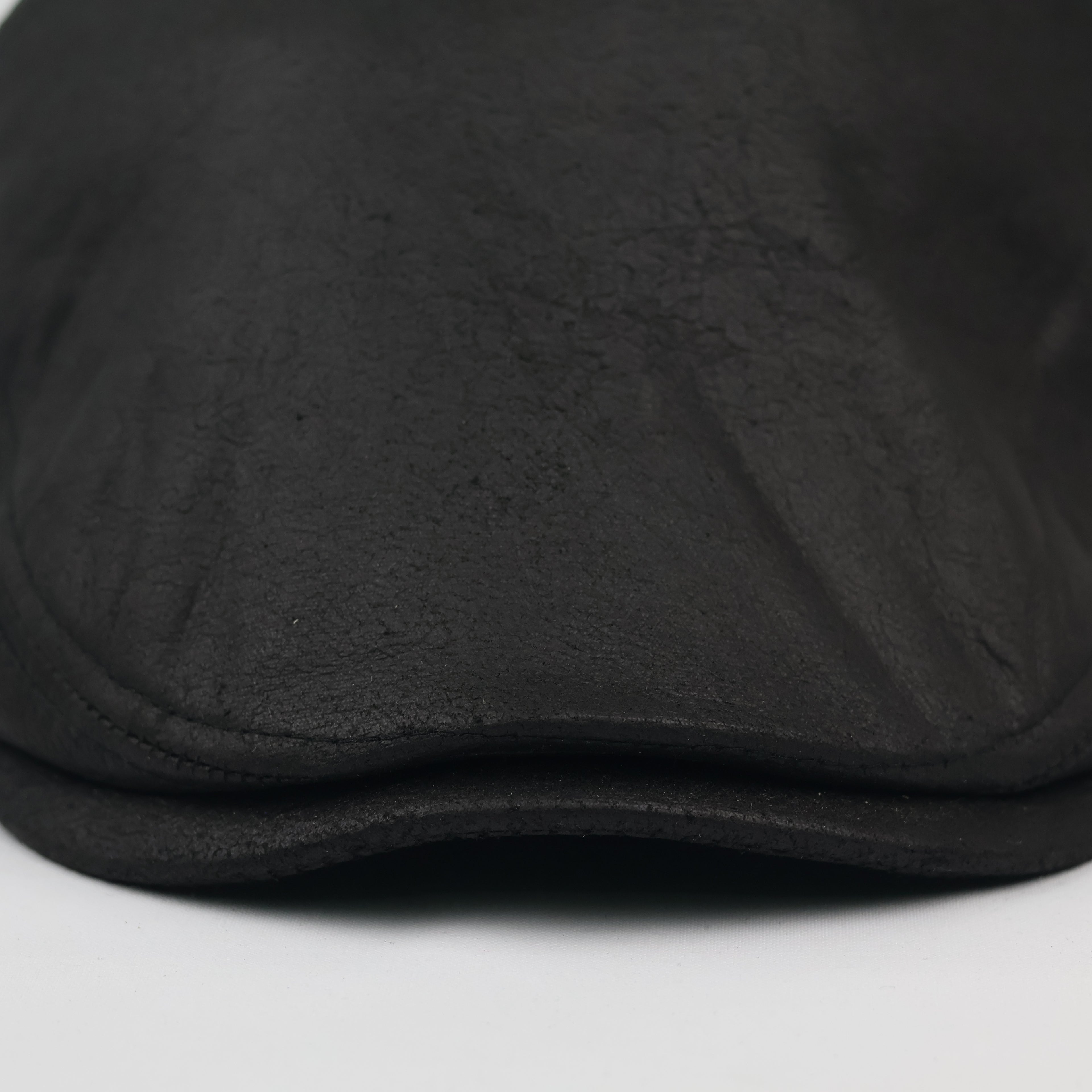 Vintage Hologramme Black Faux Leather Flat Cap - Size 58 cm