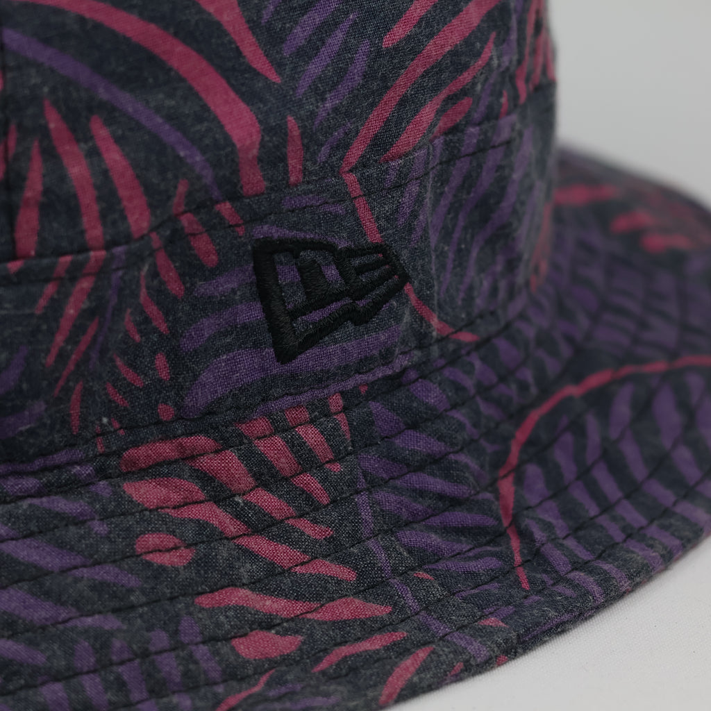 Thrifted New Era Fitted Explorer Hat - Size 7 1/2 (59.6cm) Tropical Pattern