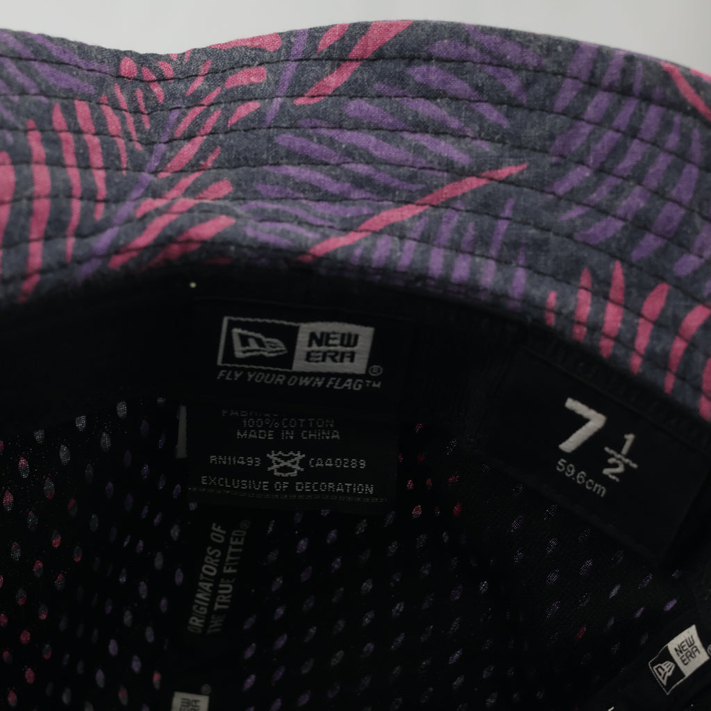 Thrifted New Era Fitted Explorer Hat - Size 7 1/2 (59.6cm) Tropical Pattern