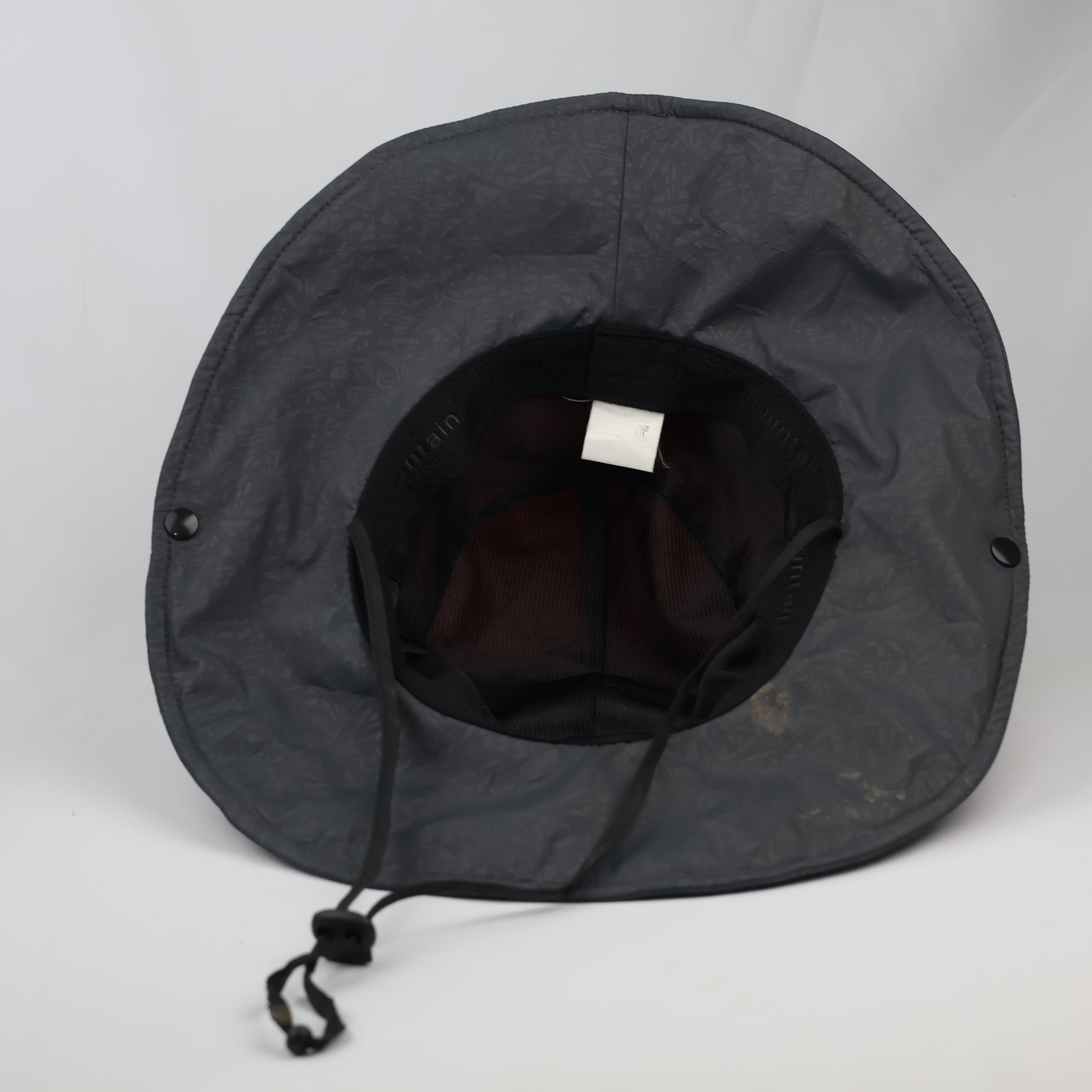 Thrifted Outdoor Wide Brim Sun Hat Red Grey Hiking Cap