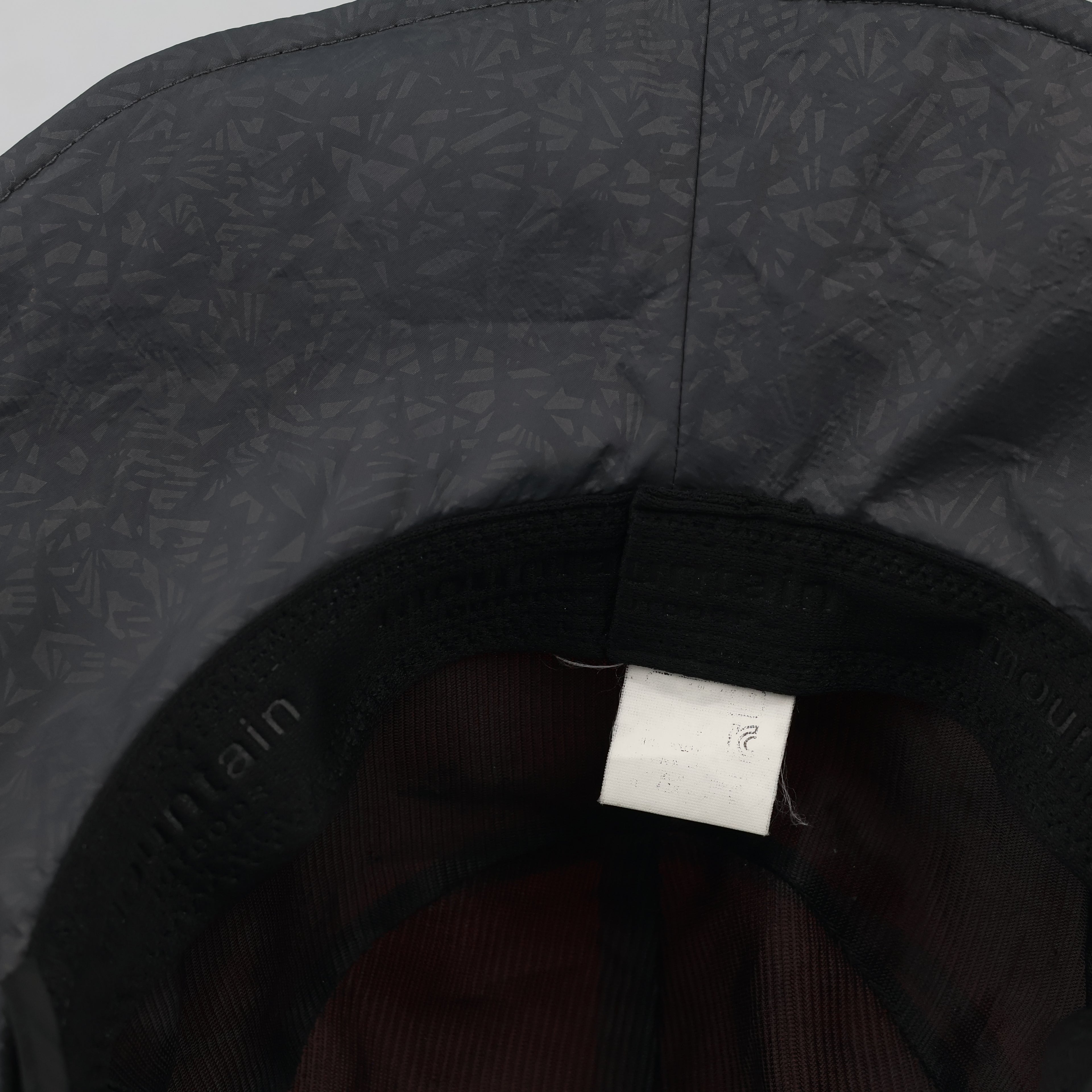 Thrifted Outdoor Wide Brim Sun Hat Red Grey Hiking Cap